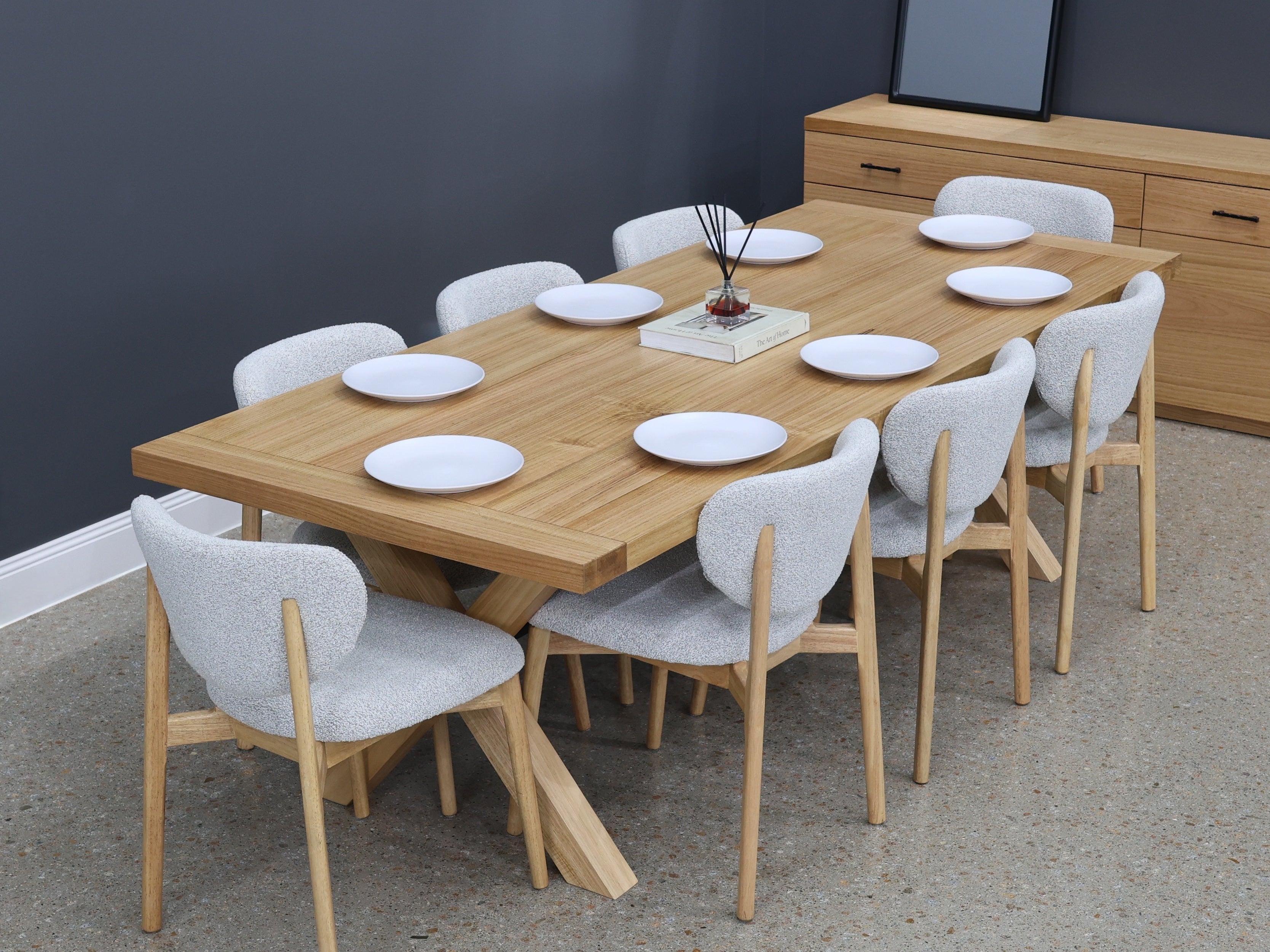 How to Choose the Perfect Dining Table for Your Home