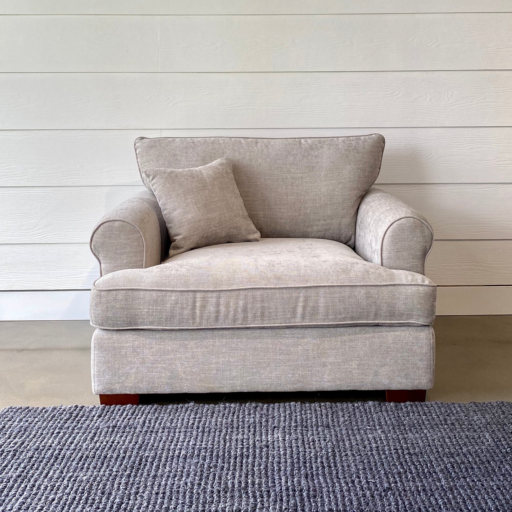 Beverley Amchair - Light Grey