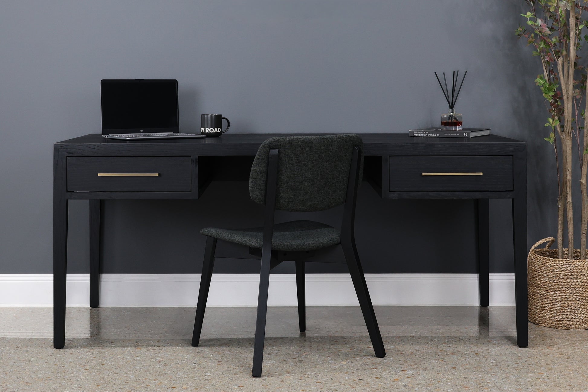 Elizabeth Desk