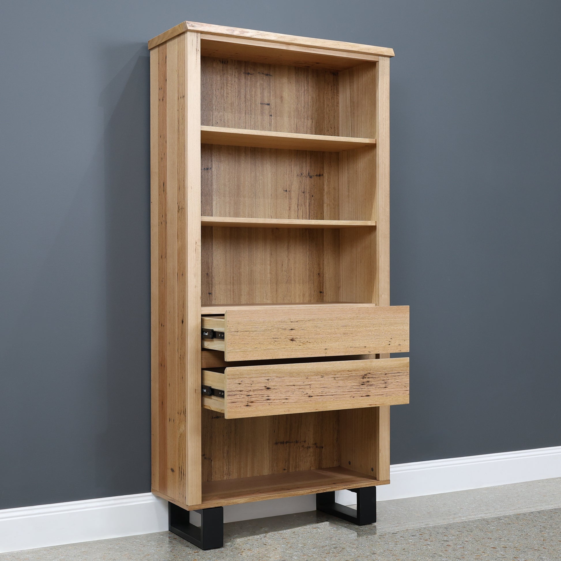 Peninsula Display Unit