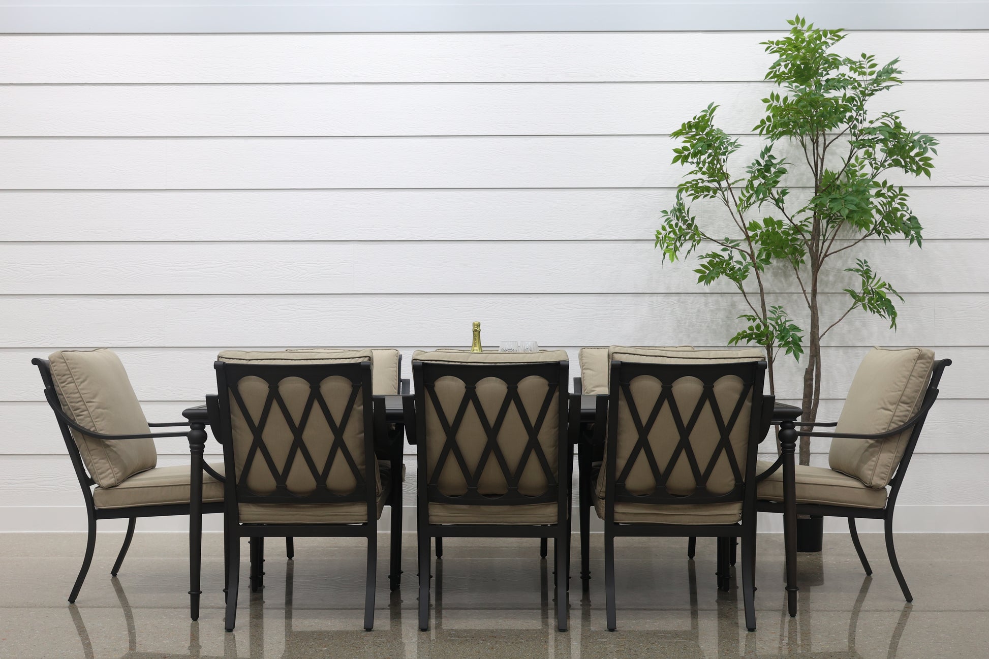 Elmore Dining Table - Rustic Black