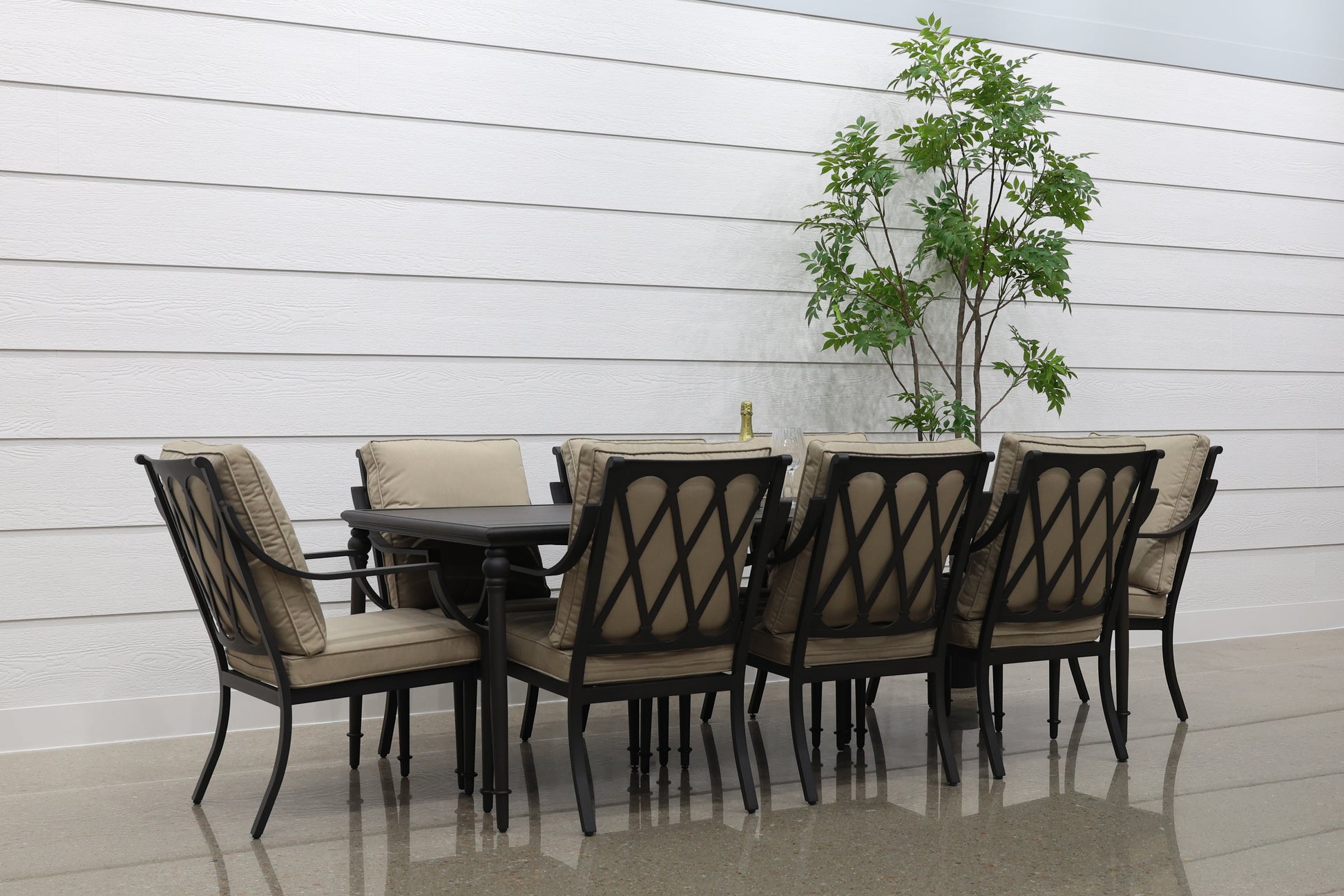 Elmore Dining Table - Rustic Black