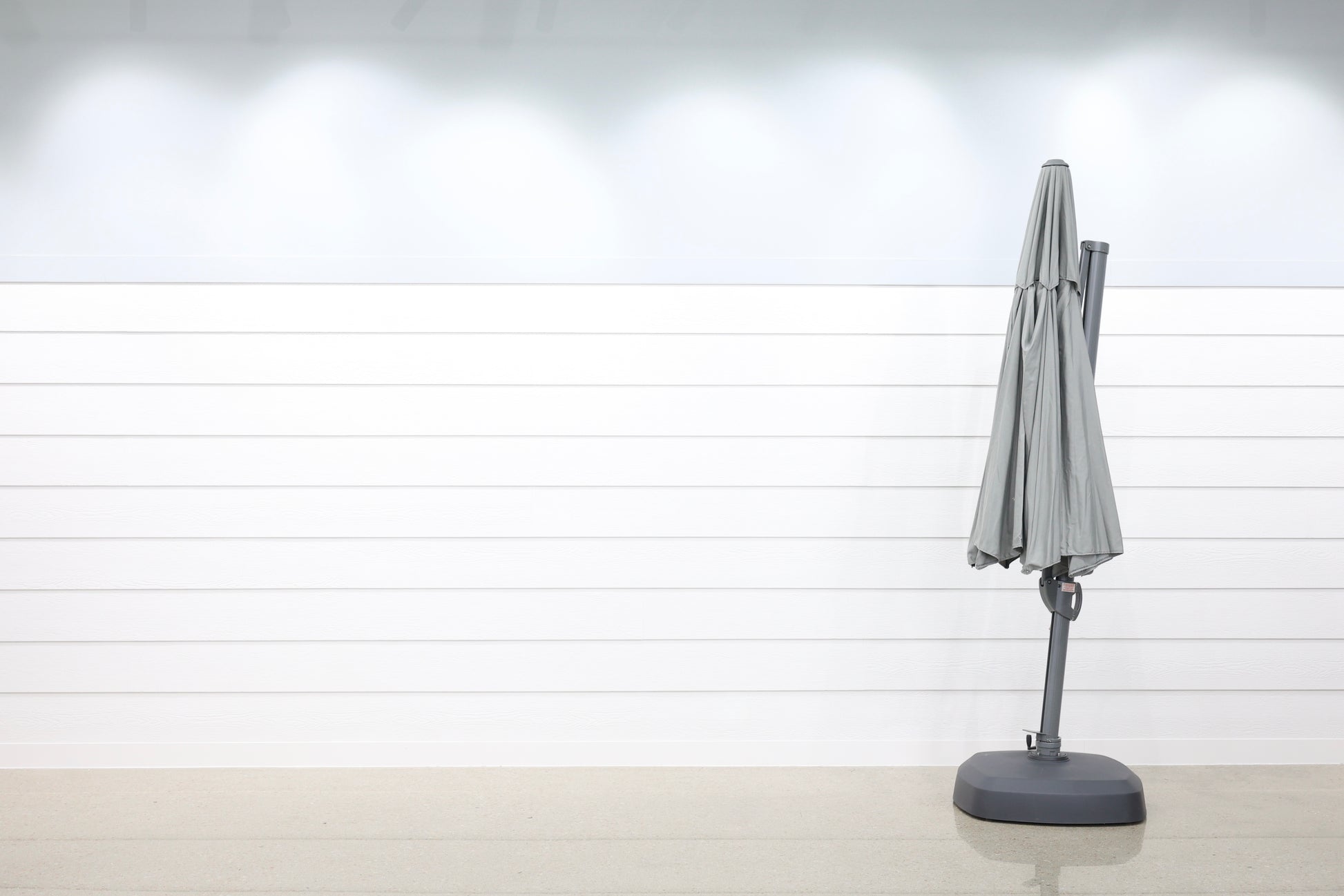 Savannah 380cm Octagonal Cantilever Umbrella - Charcoal w/ Wheeled Resin Base