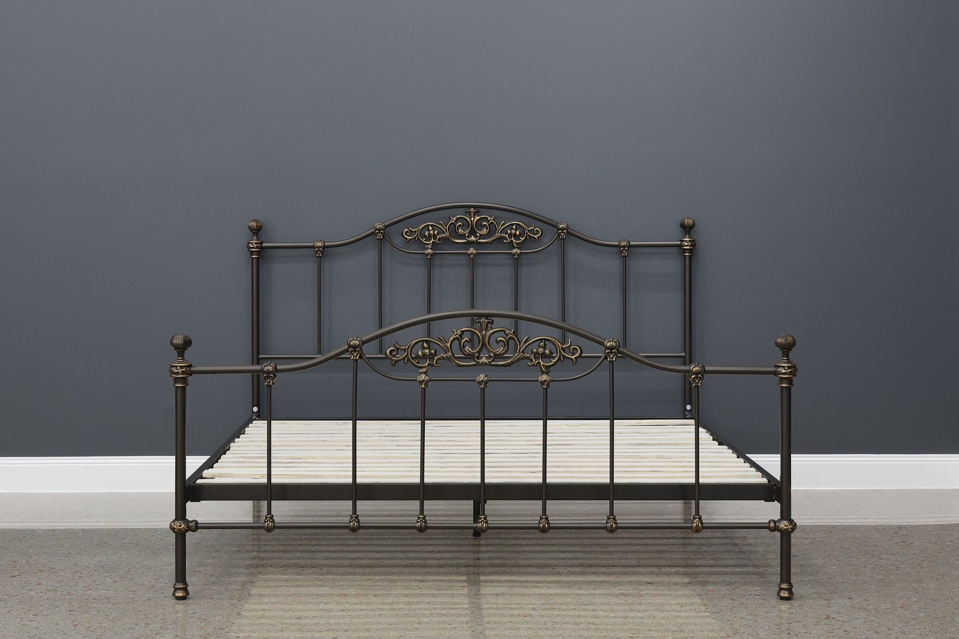 Wentworth Wrought Iron Bed
