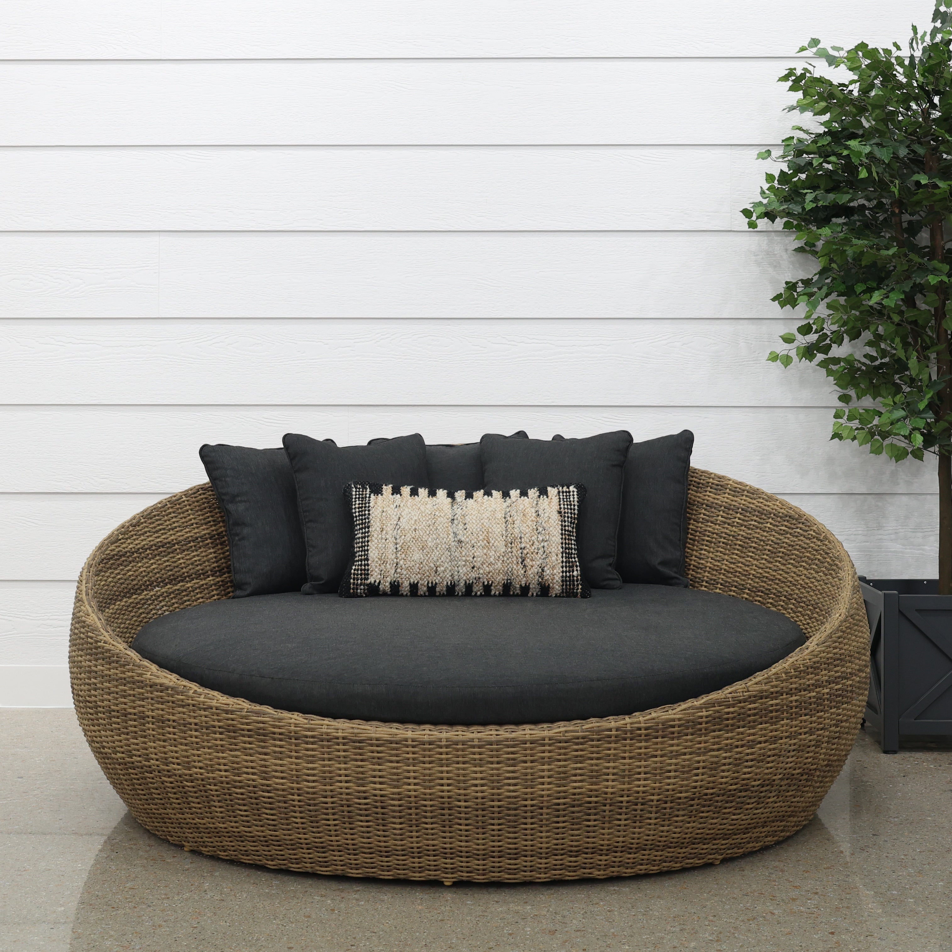 Portsea Large Day Bed - Brushed Wheat (No Cove)