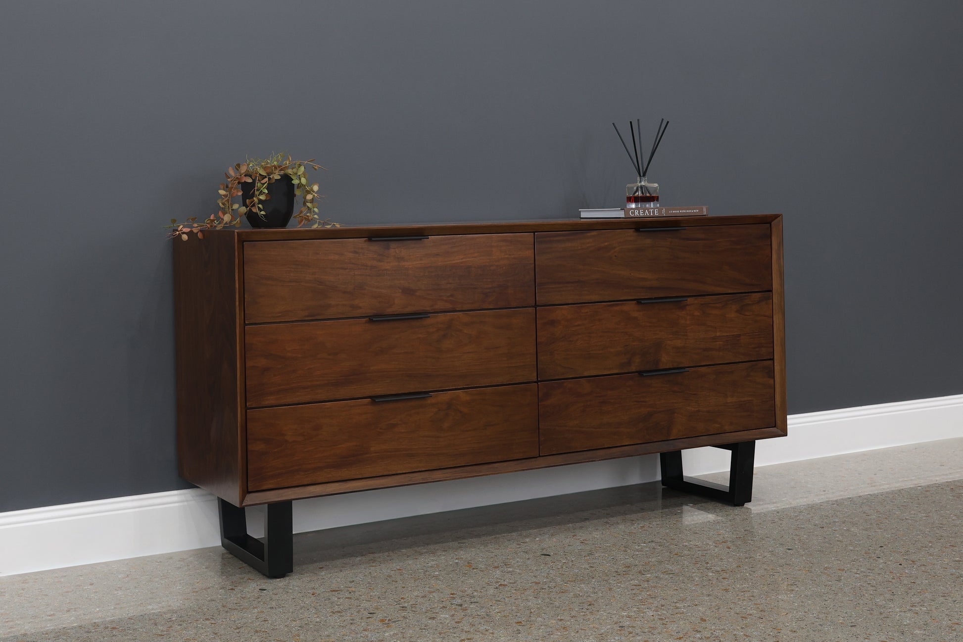 Kingsley Dresser