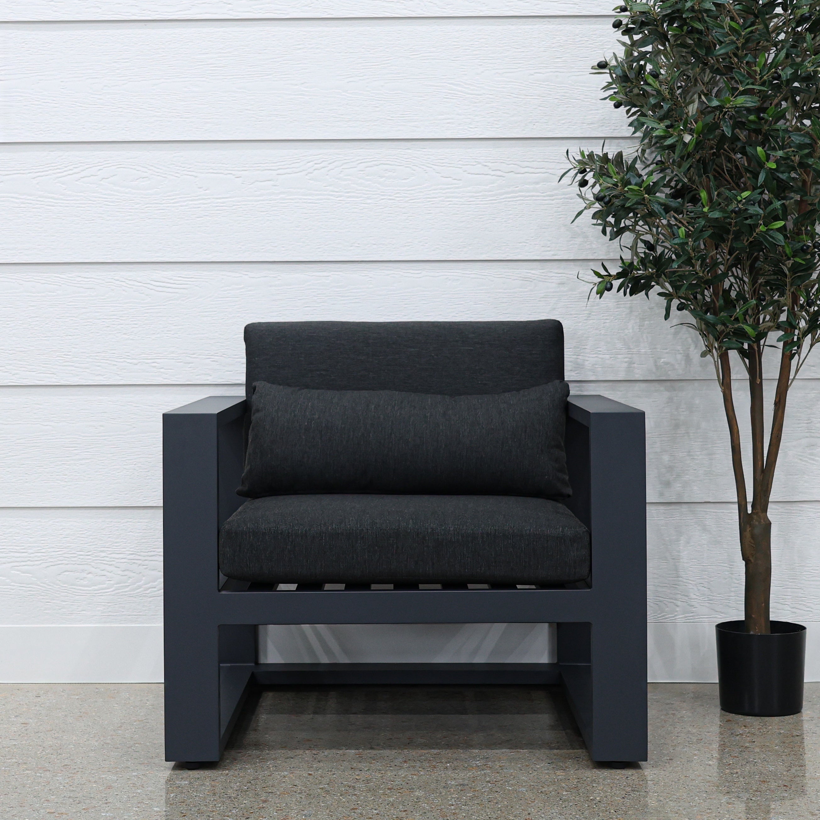 Mildura Outdoor Armchair - Charcoal