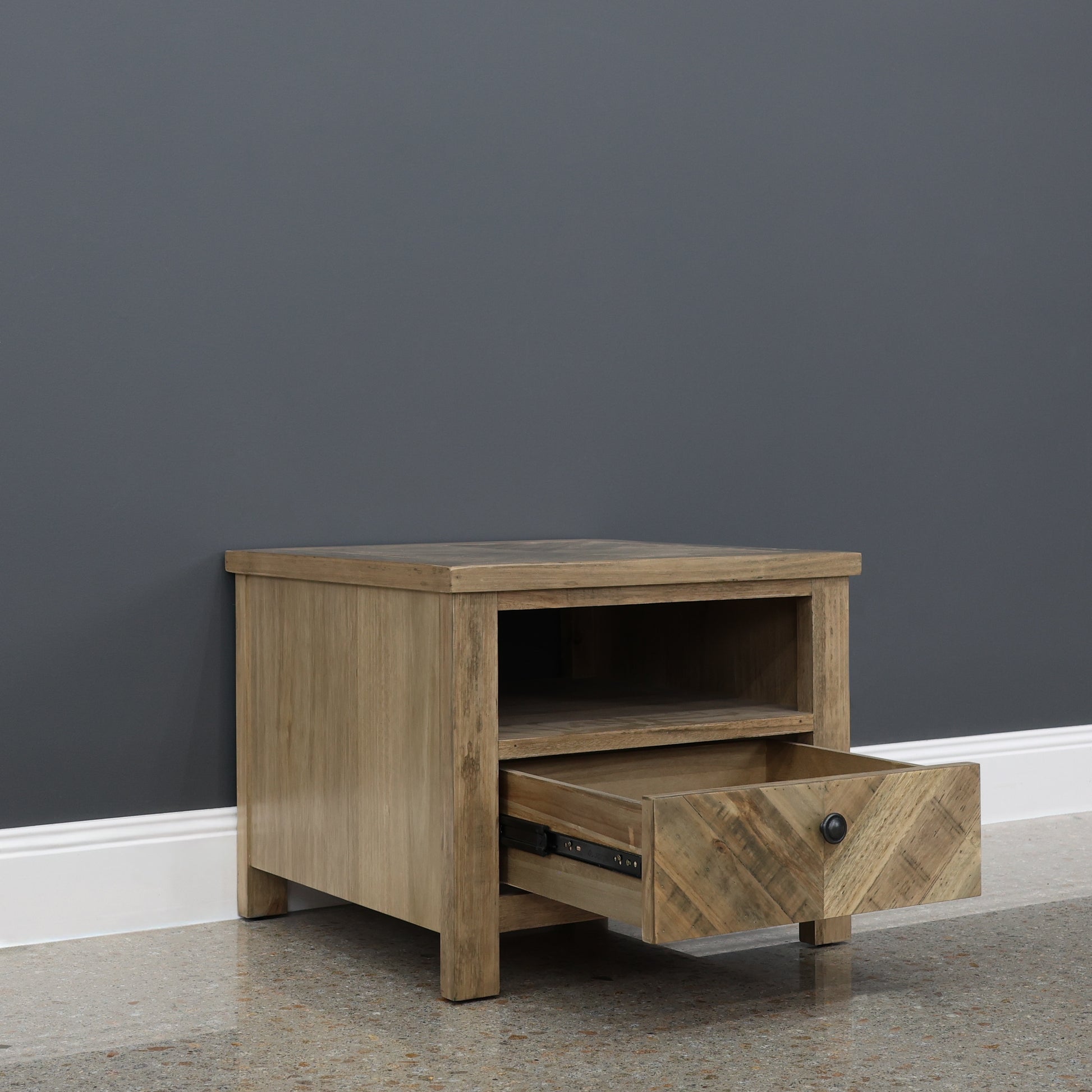 Flinders Lamp Table w/ Drawer
