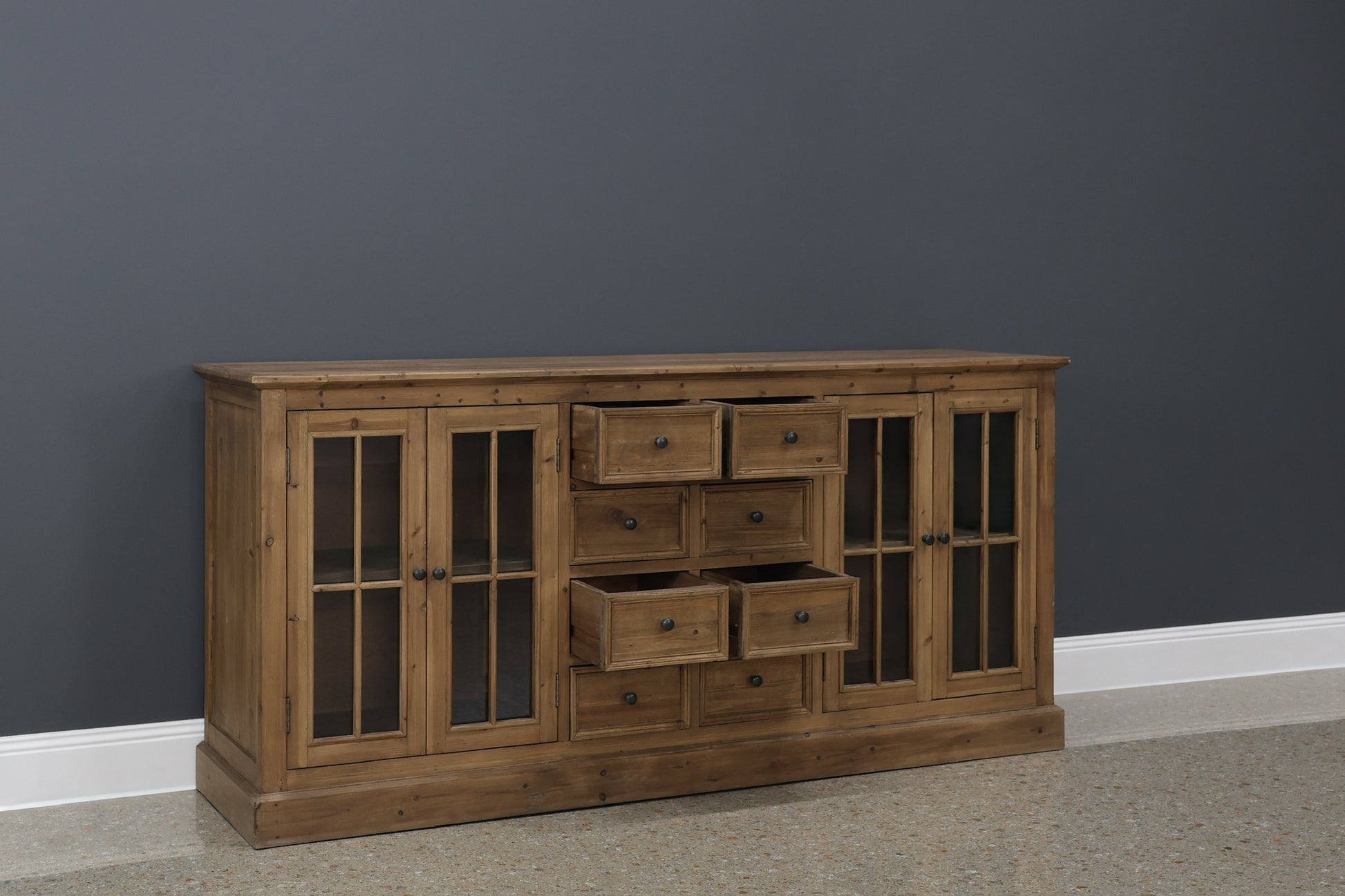 Juliet Console w/ Doors & 8 Drawers