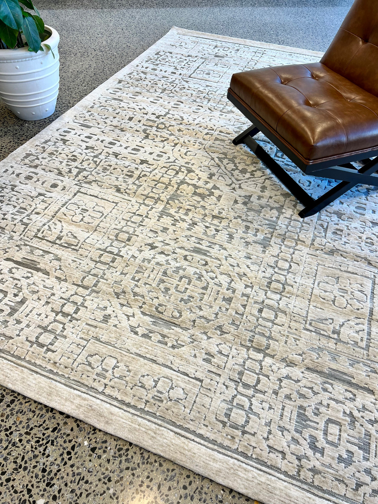 Antwerp Rug - Ivory Steel – McPhails Furniture
