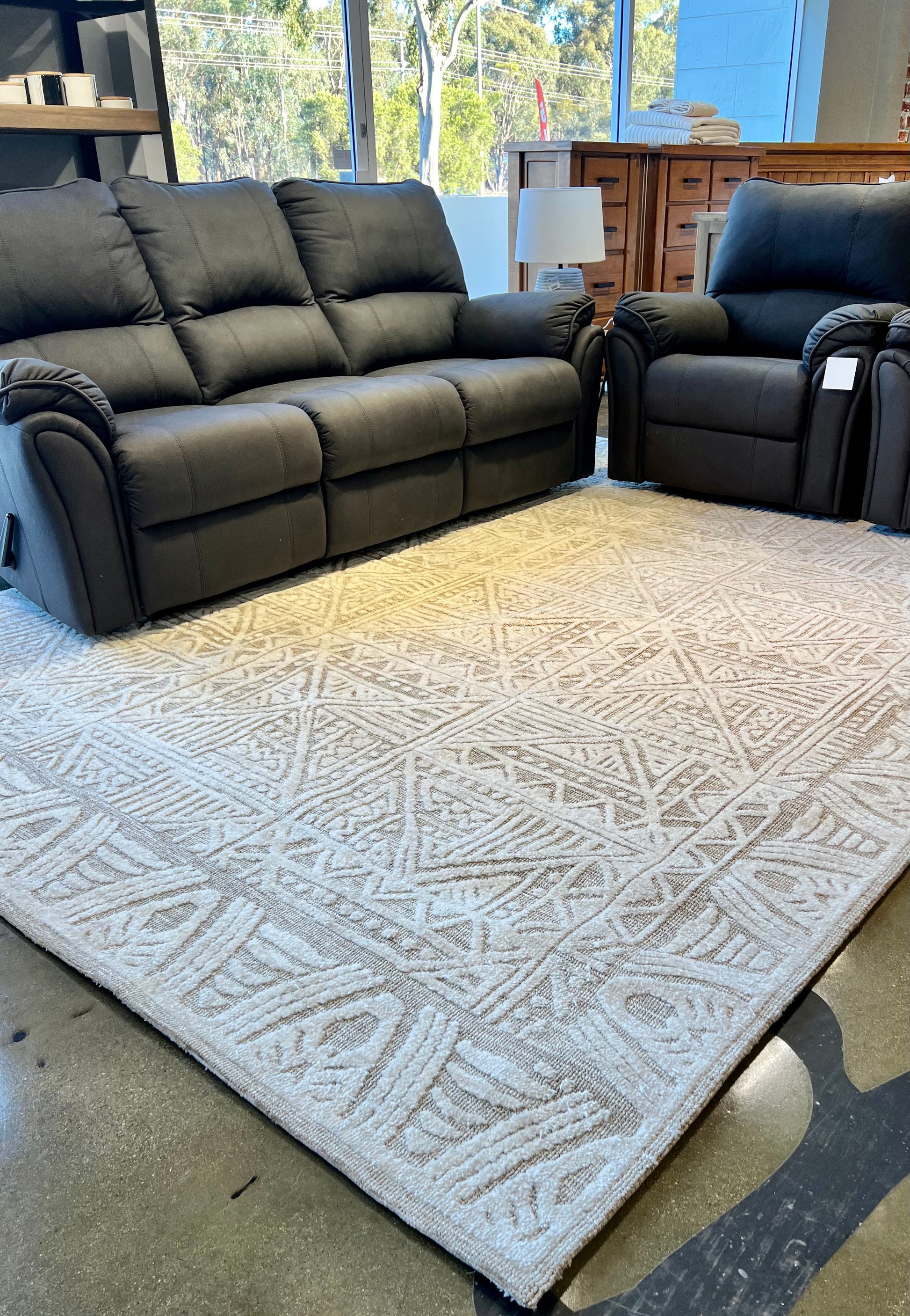 Elmore Rug - Ivory Beige