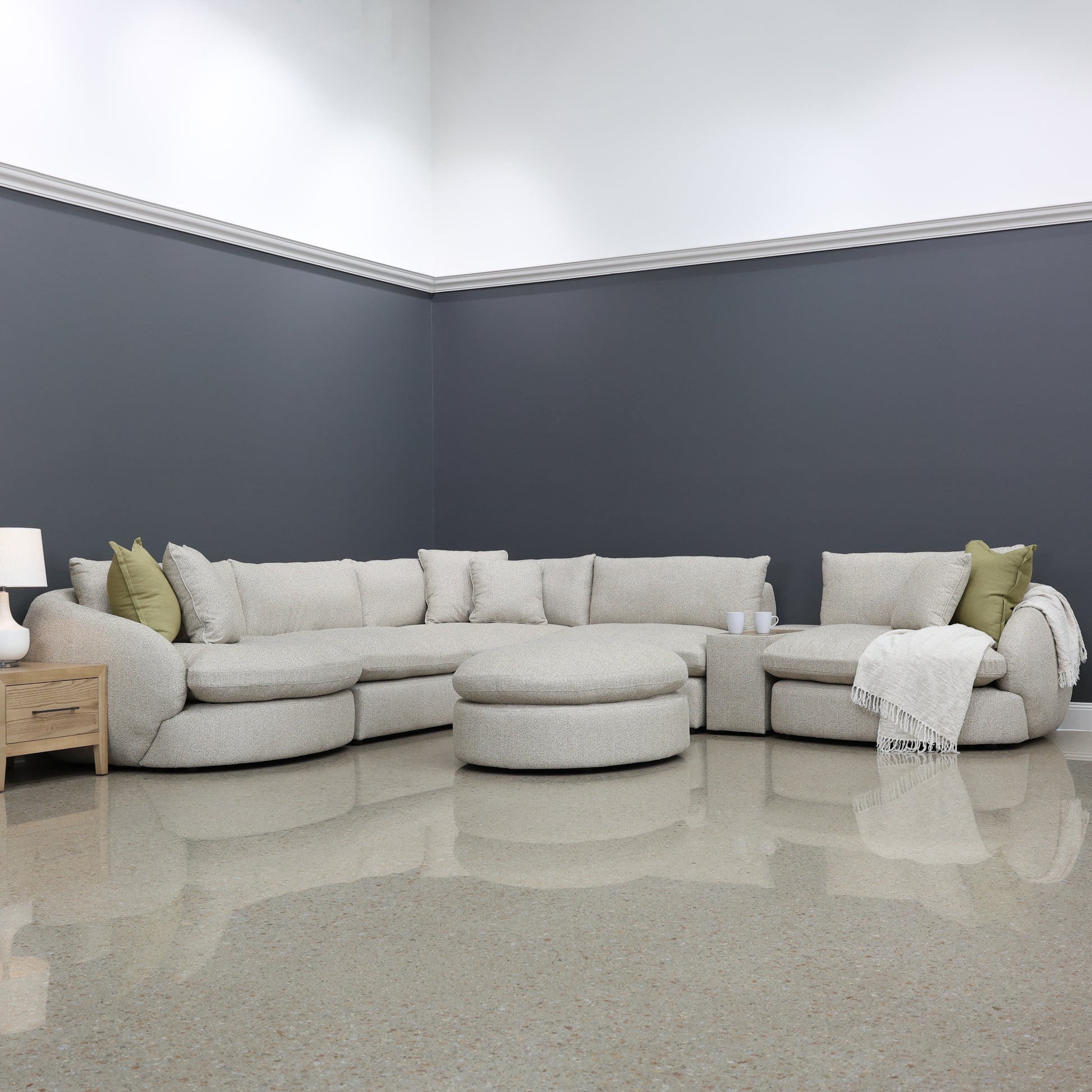 Richmond 5 Piece Corner Lounge w/ Console - Oatmeal