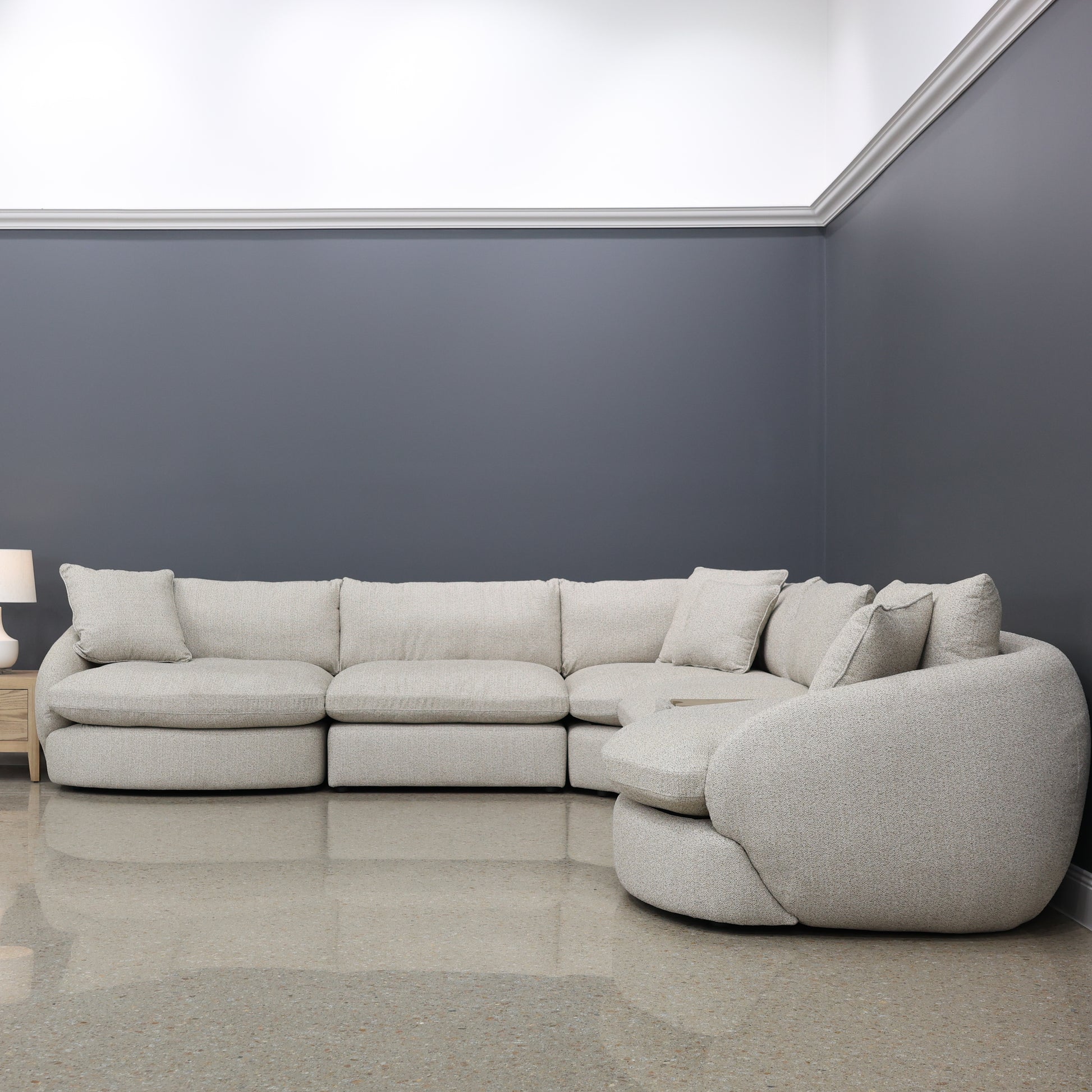 Richmond 5 Piece Corner Lounge w/ Console - Oatmeal
