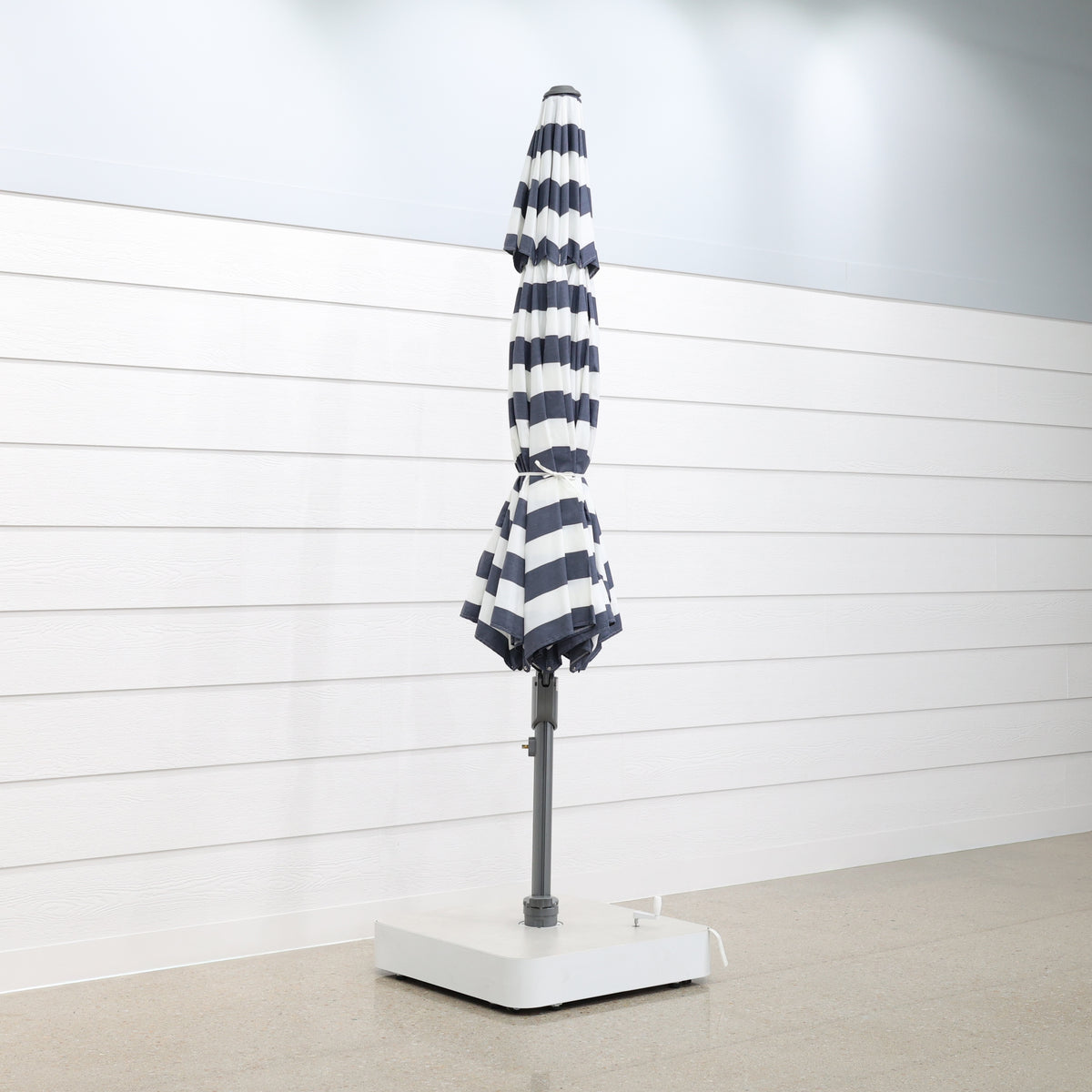 Savannah 380cm Octagonal Cantilever Umbrella - Navy Stripe w/ Ceramic Base