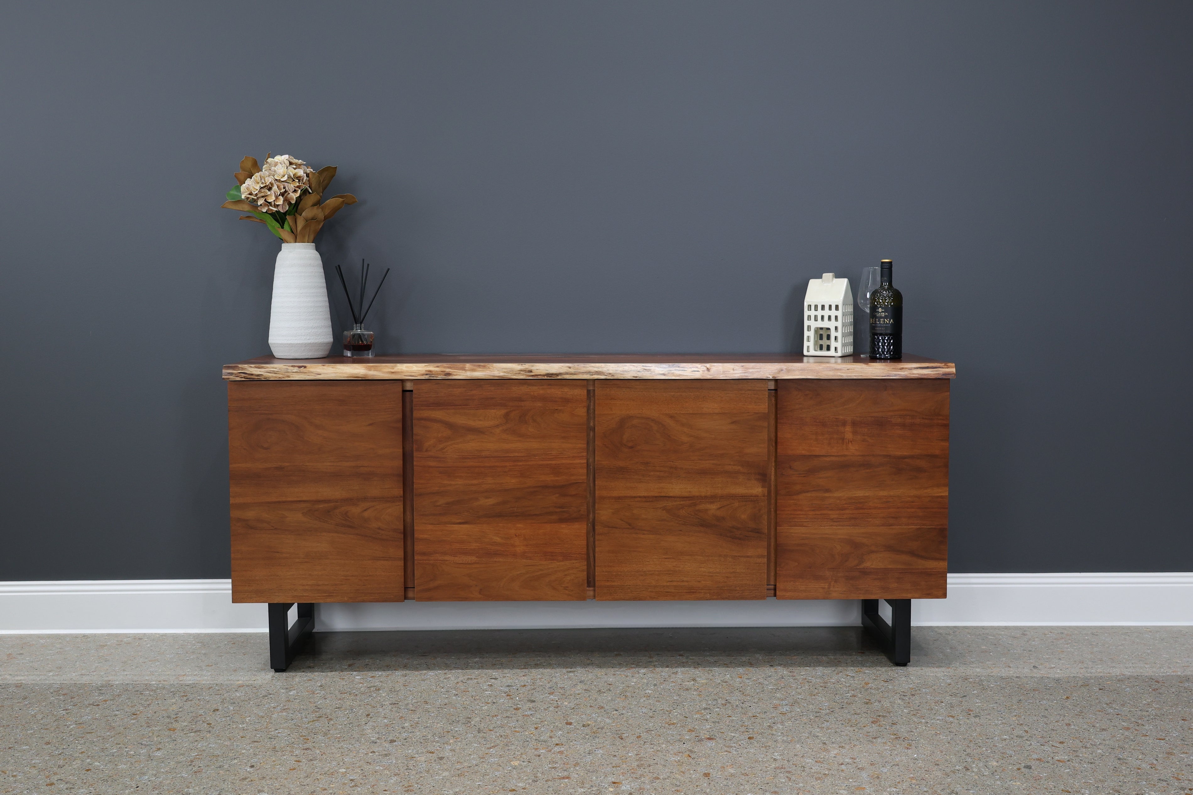 Dark Valley Buffet 4 Doors