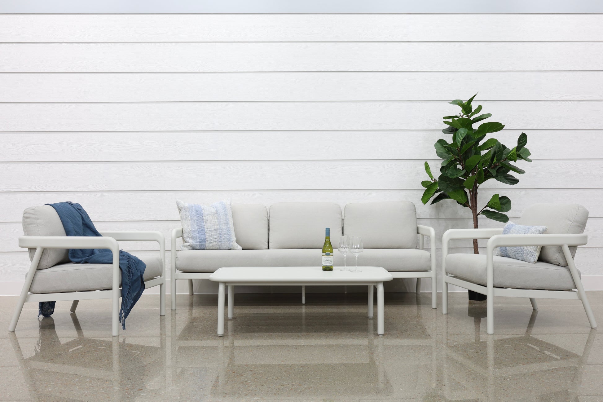 Sunshine Coast 4 Piece Outdoor Lounge Set - White