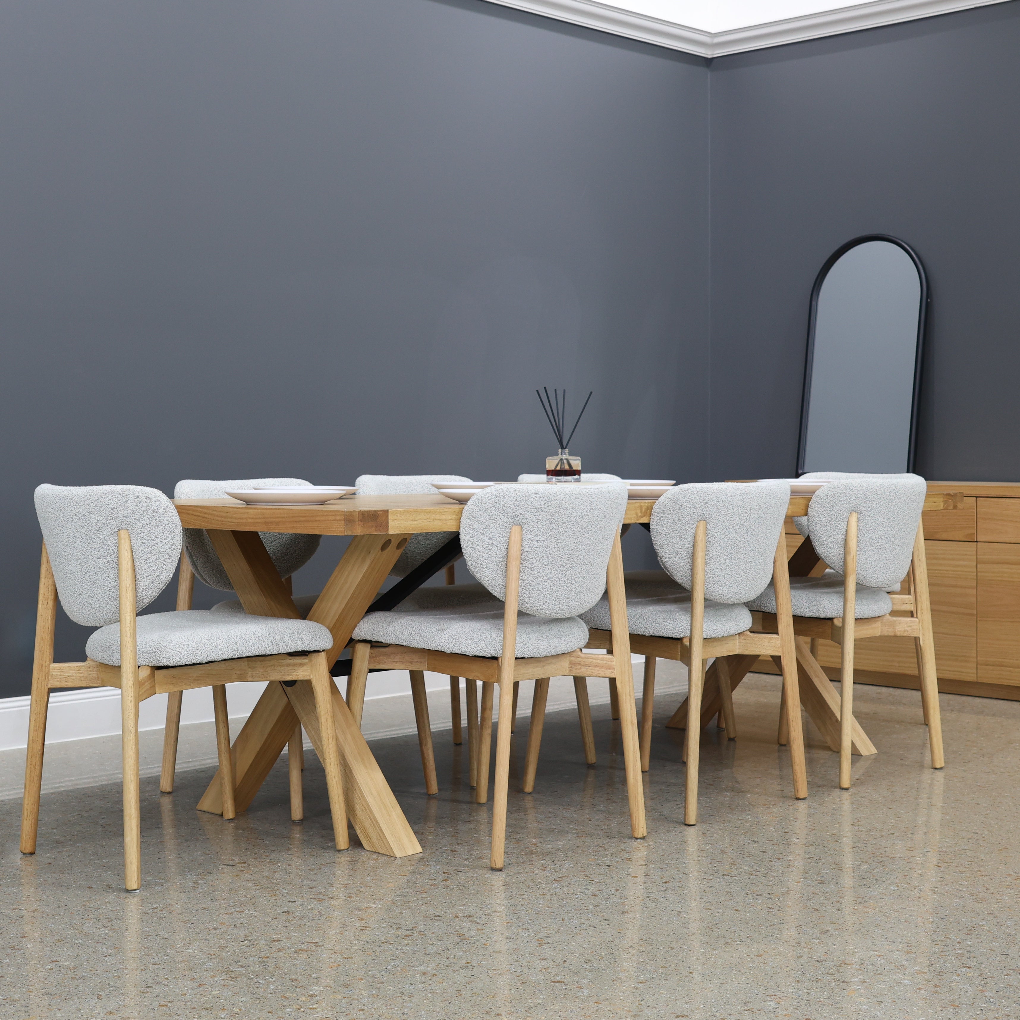 Perth Dining Table