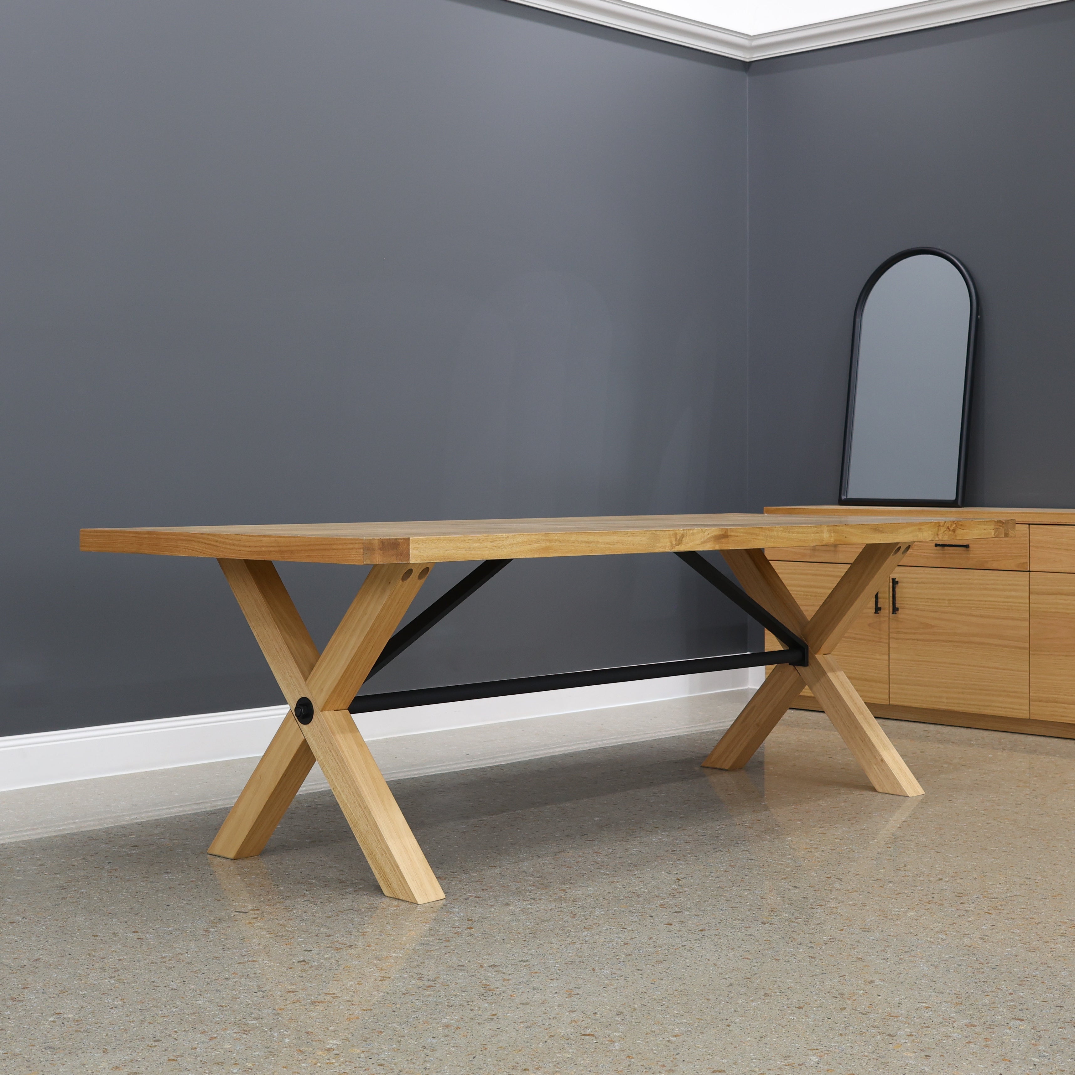 Perth Dining Table