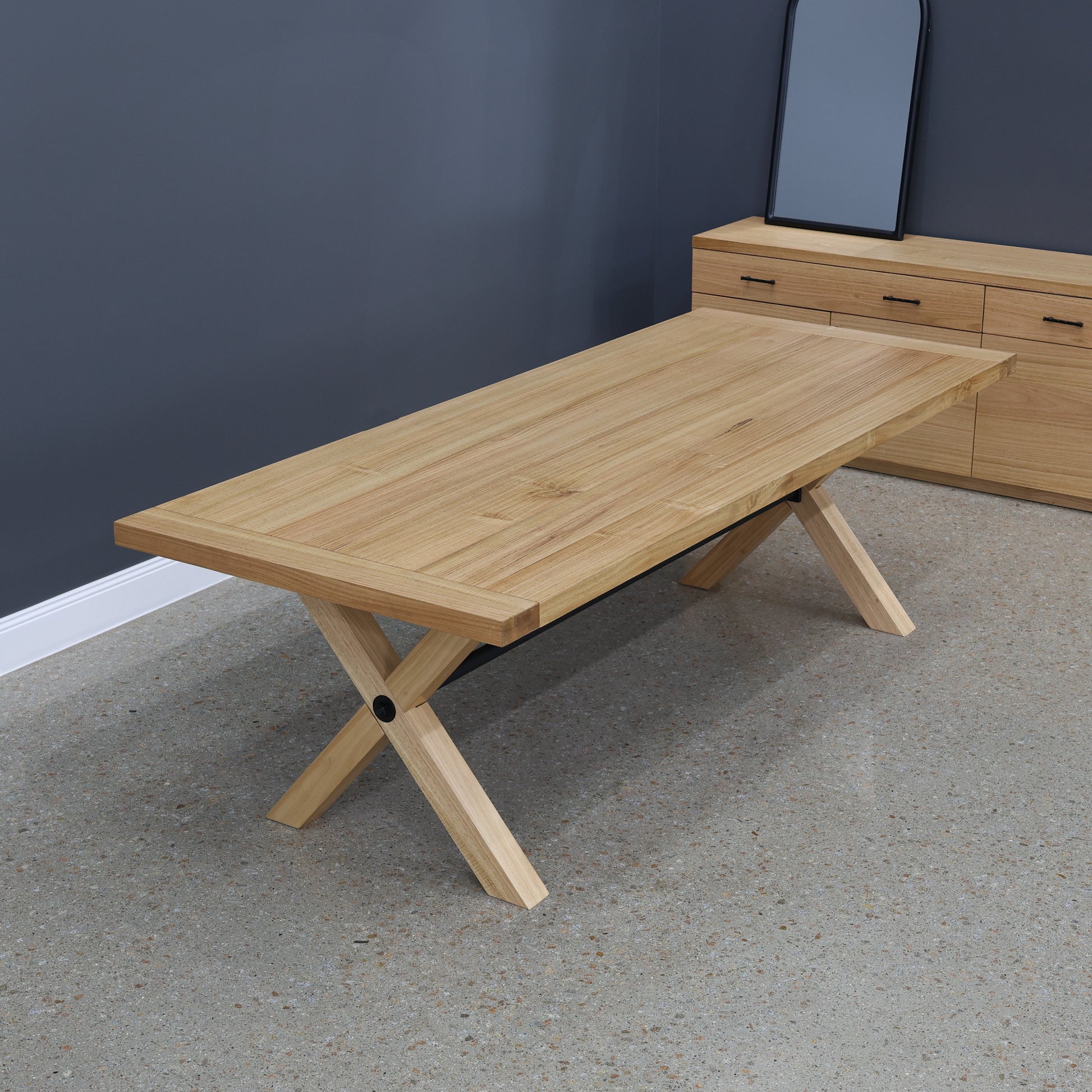 Perth Dining Table