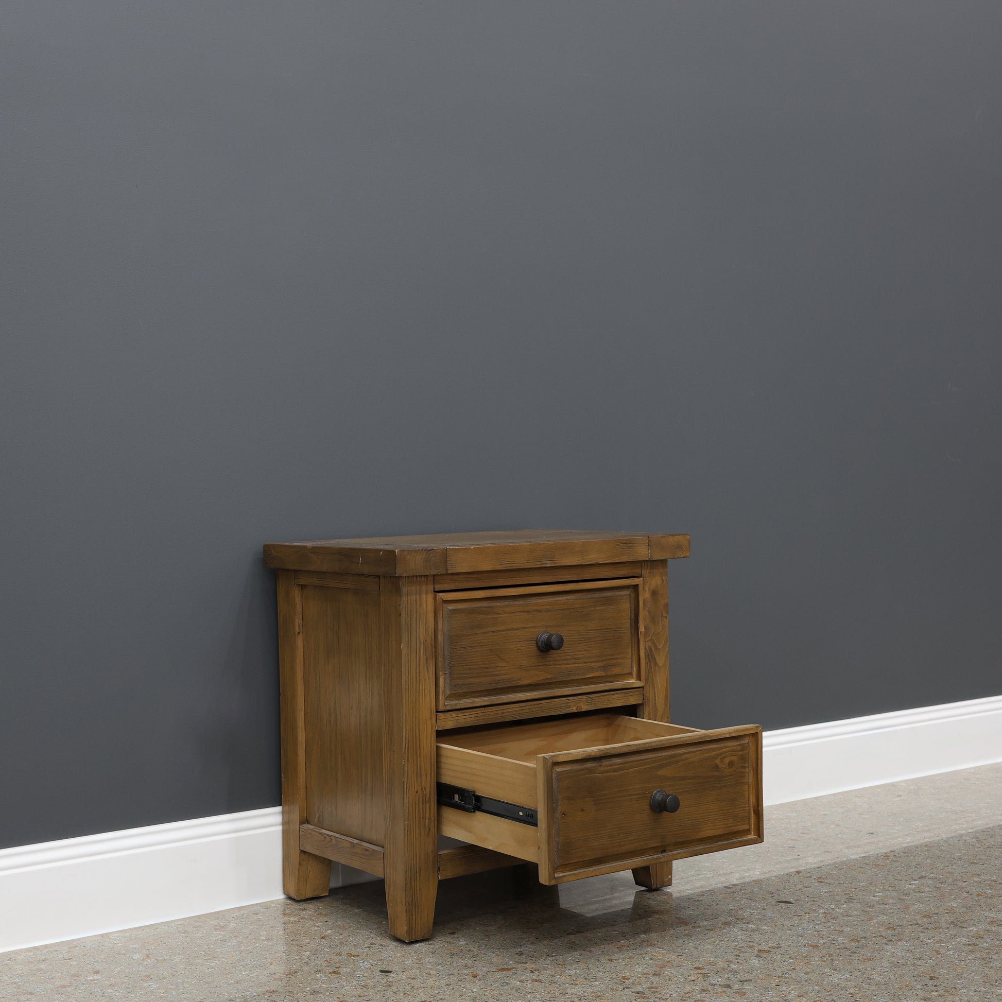 Leura Bedside Table