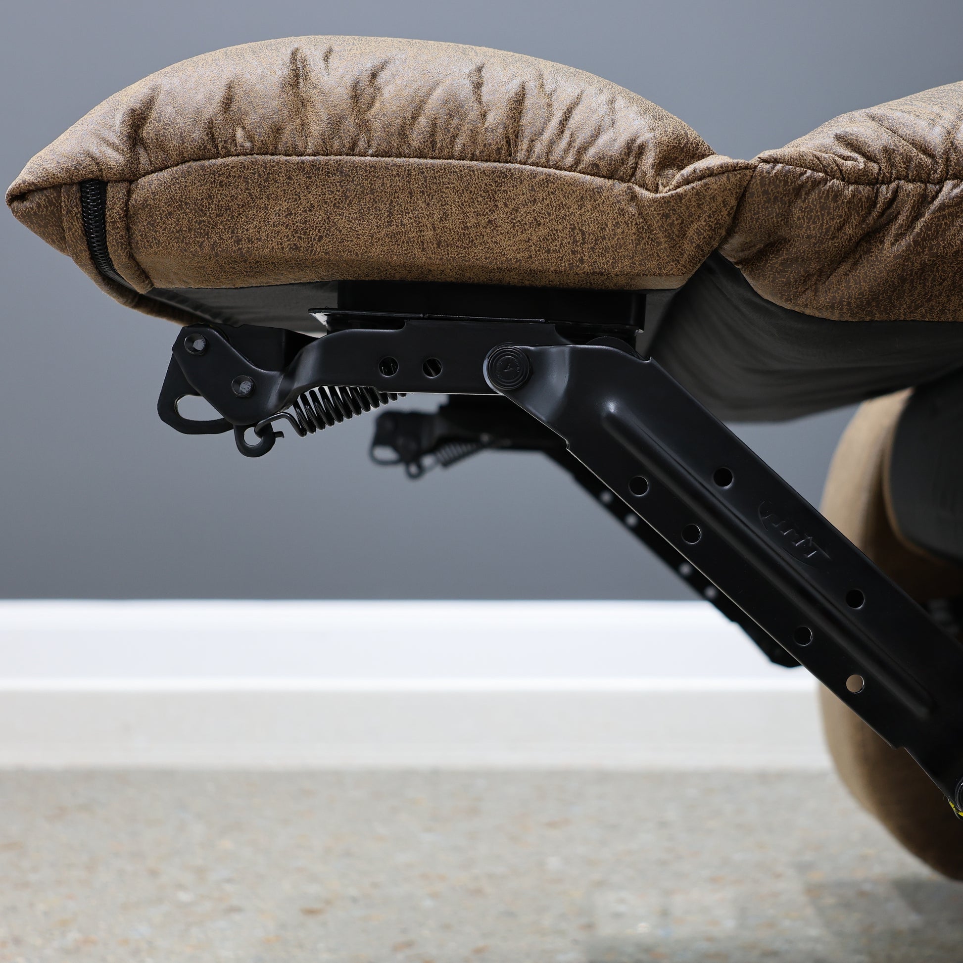 Werribee Electric Reclining Loveseat - Tan