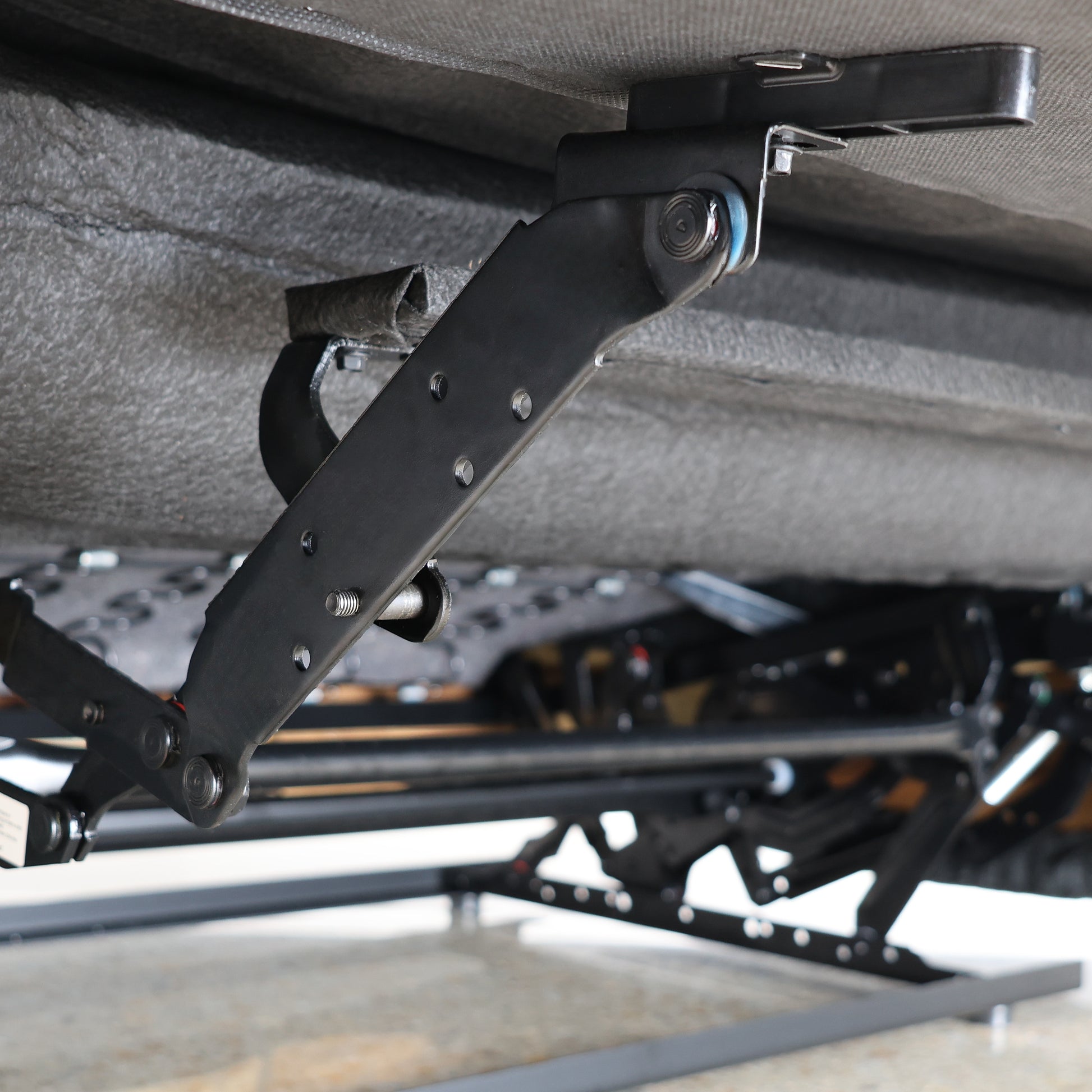 Werribee Electric Reclining Loveseat - Tan