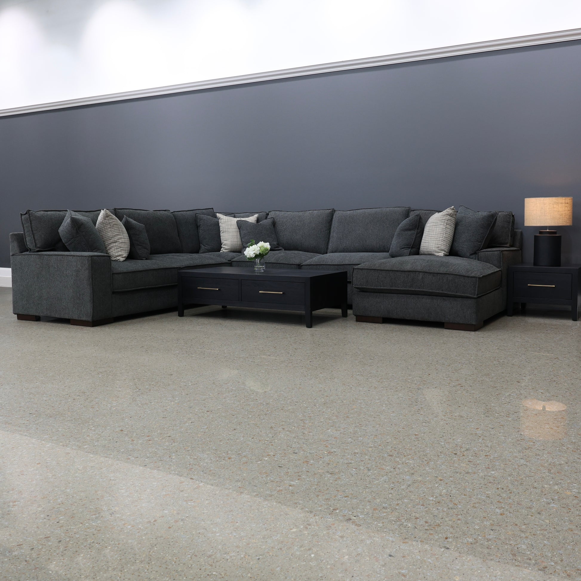 Gembrook Corner Lounge w/ RHF Chaise - Dark Grey