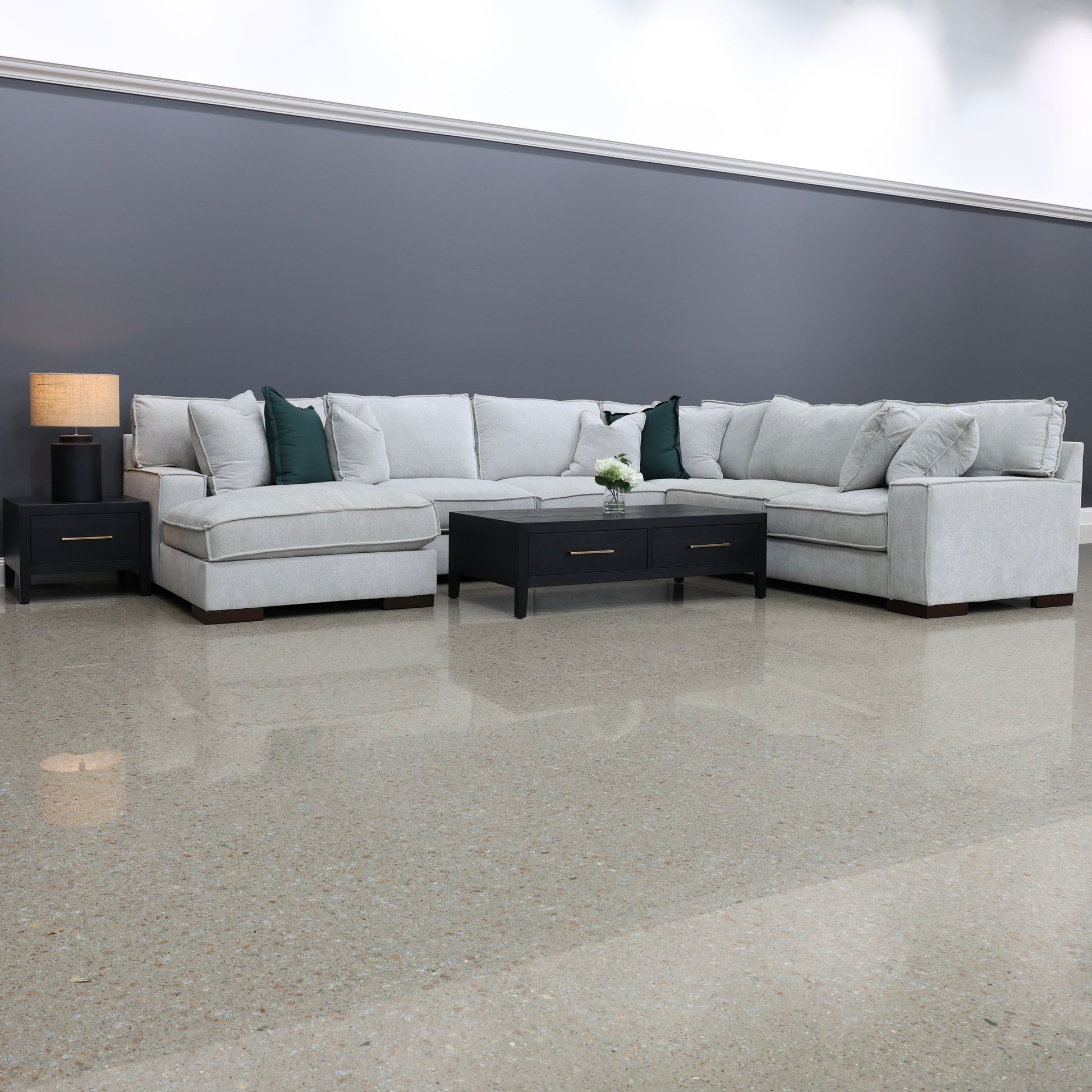 Gembrook Corner Lounge w/ LHF Chaise - Light Grey