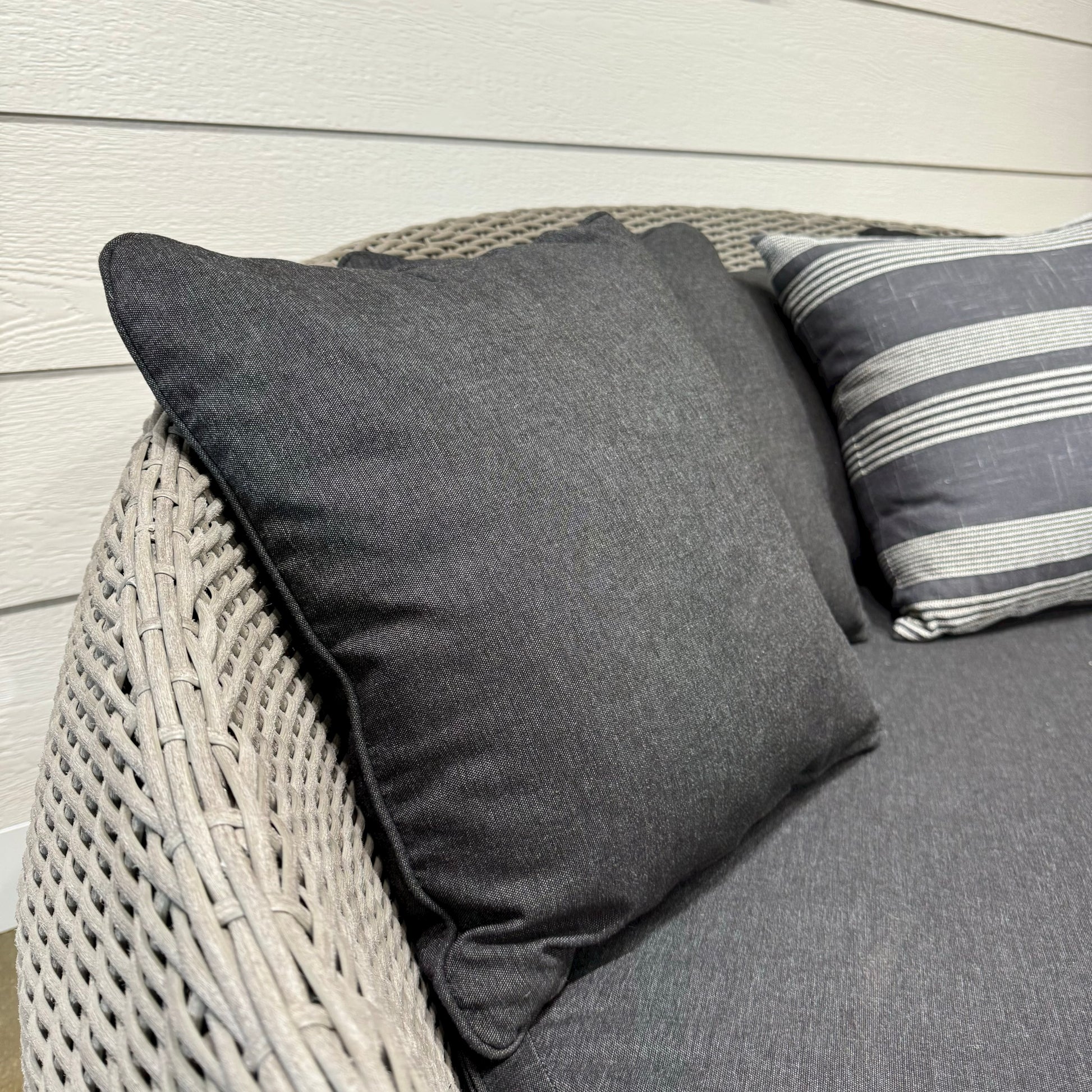 Large Rosedale Day Bed - Brushed Grey (No Cove)