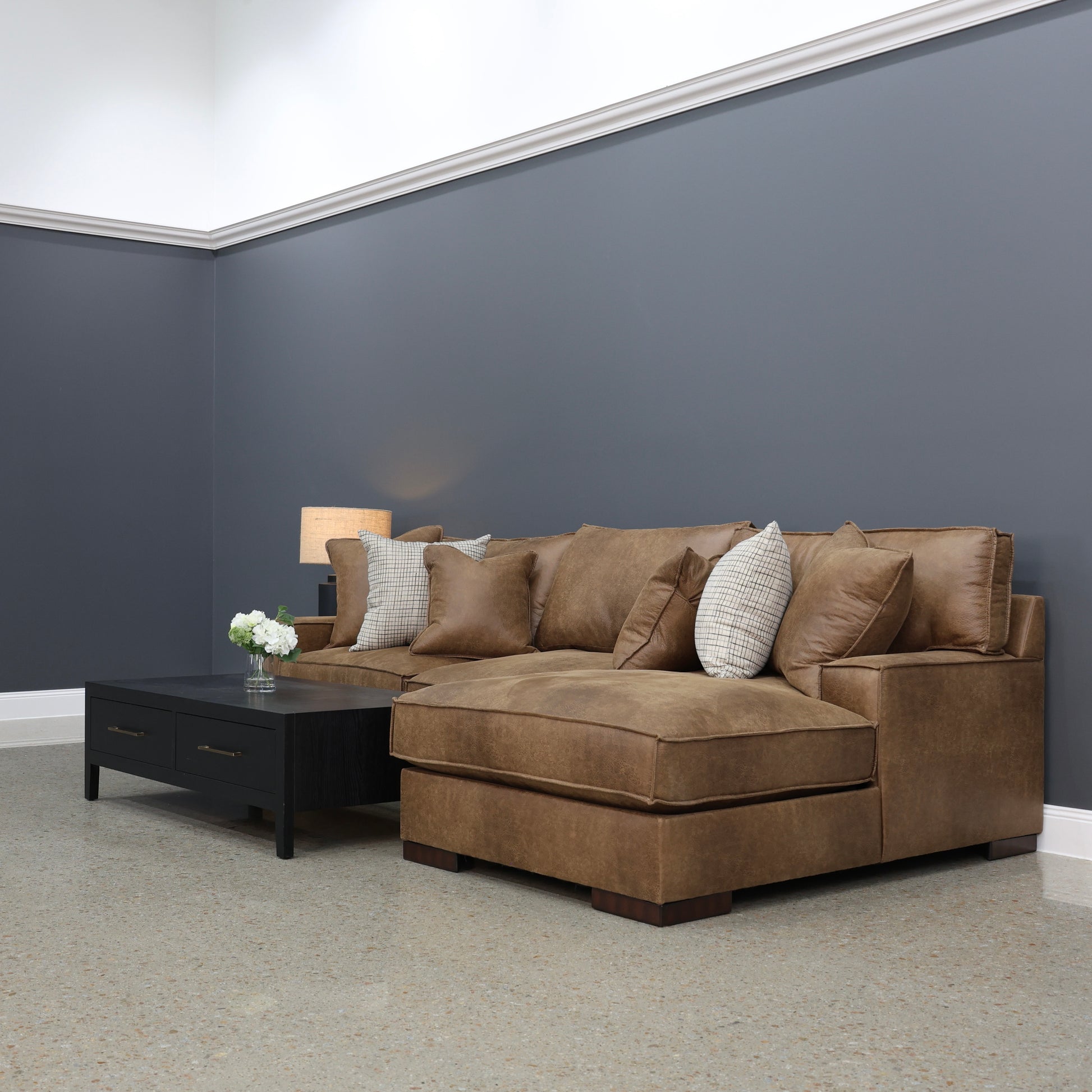 Gembrook RHF Sofa Chaise - Tan Leather Air
