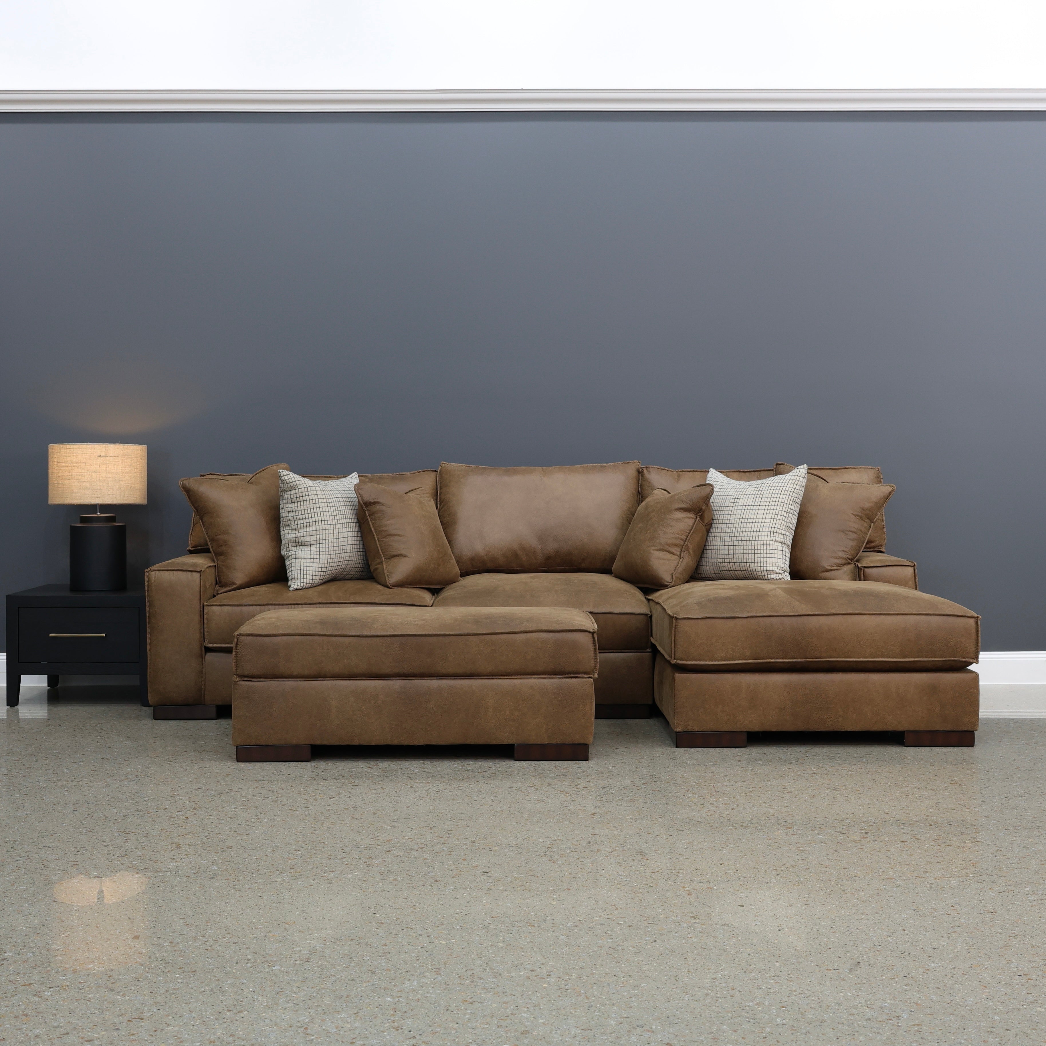 Gembrook RHF Sofa Chaise - Tan Leather Air