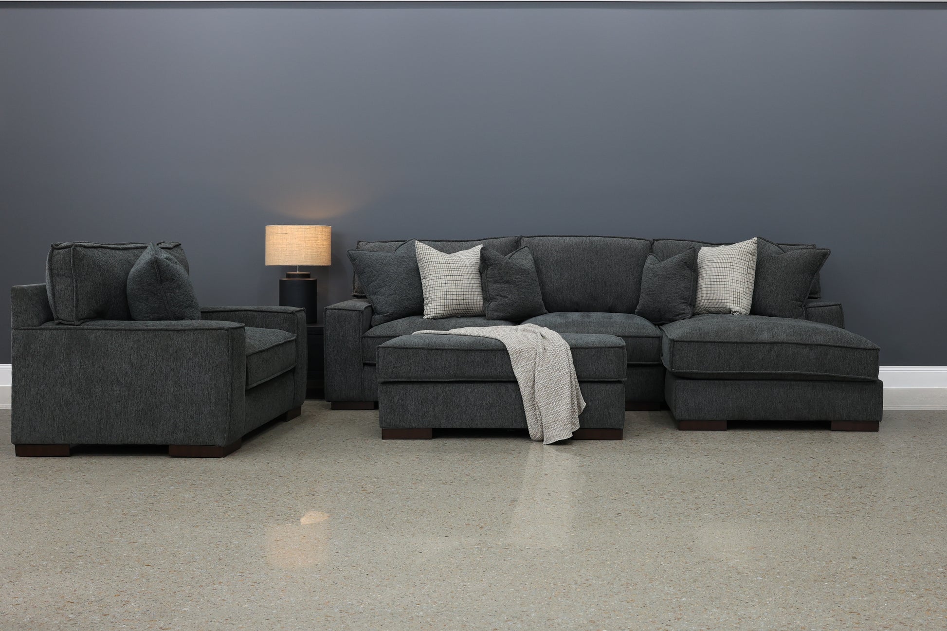 Gembrook RHF Sofa Chaise - Dark Grey