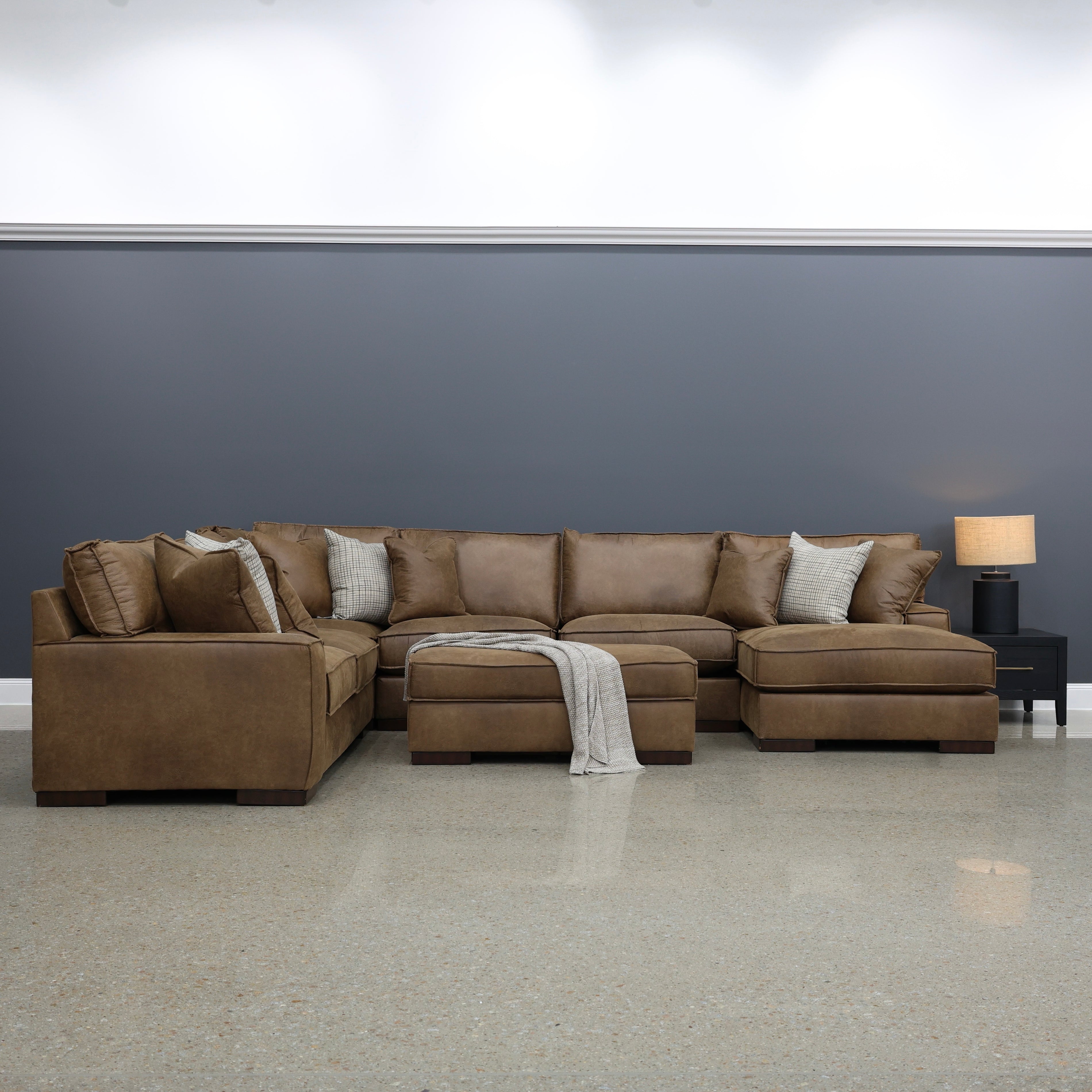 Gembrook Corner Lounge w/ RHF Chaise - Tan Leather Air