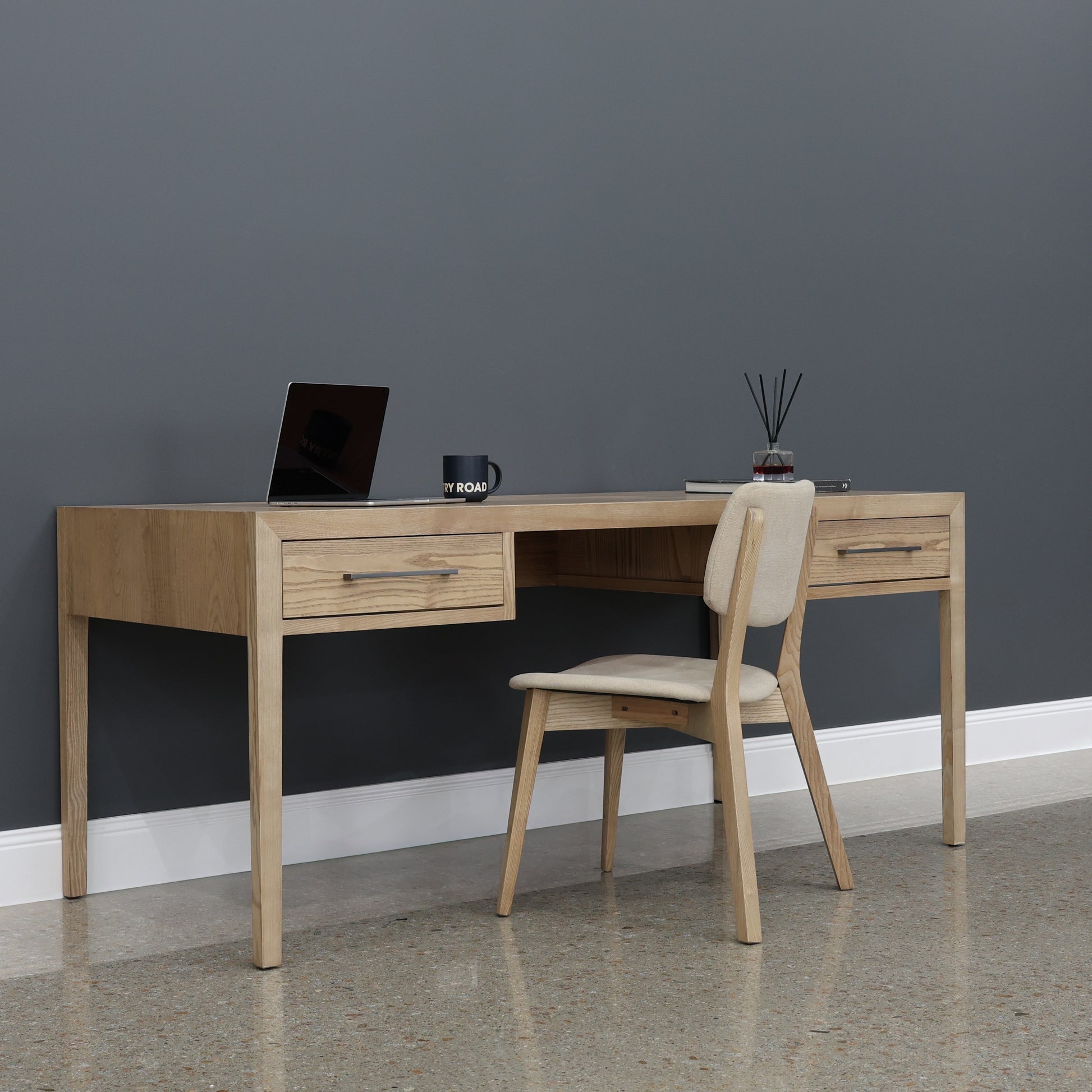 Elizabeth Desk - Natural