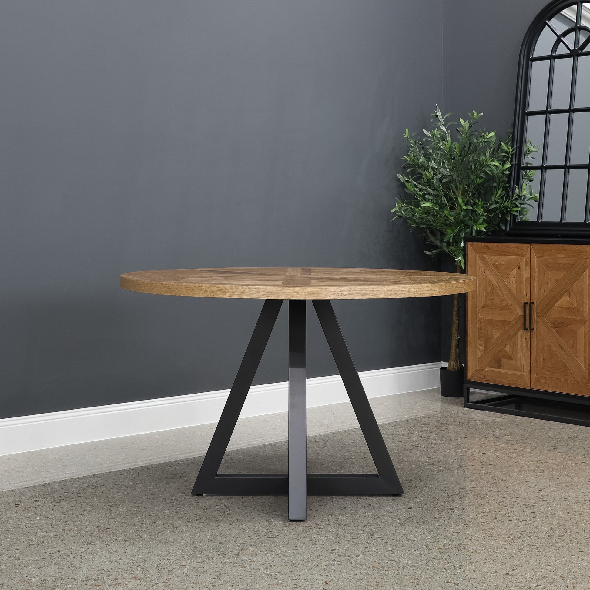 Industrial Round Dining Table 125cm