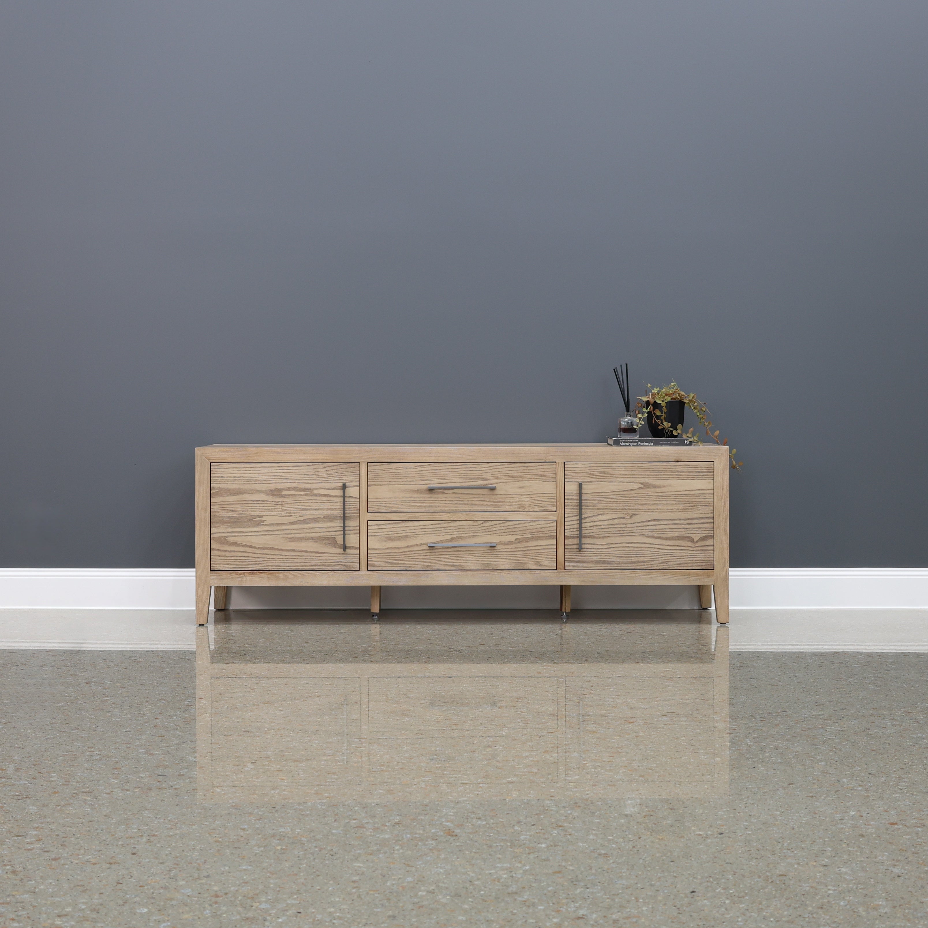 Elizabeth TV Unit 180cm L - Natural