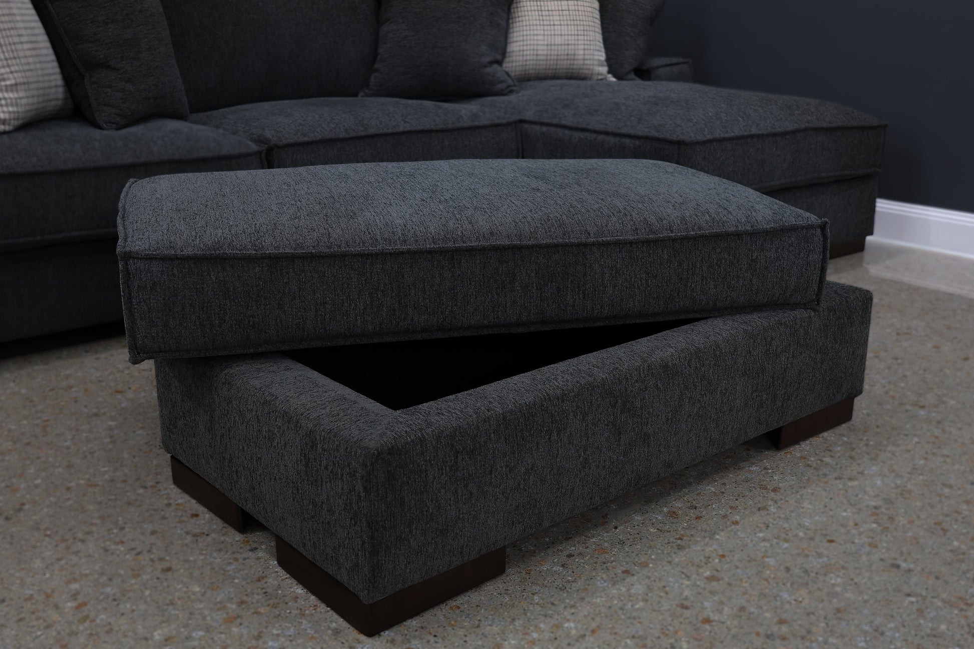 Gembrook Ottoman w/ Storage - Dark Grey