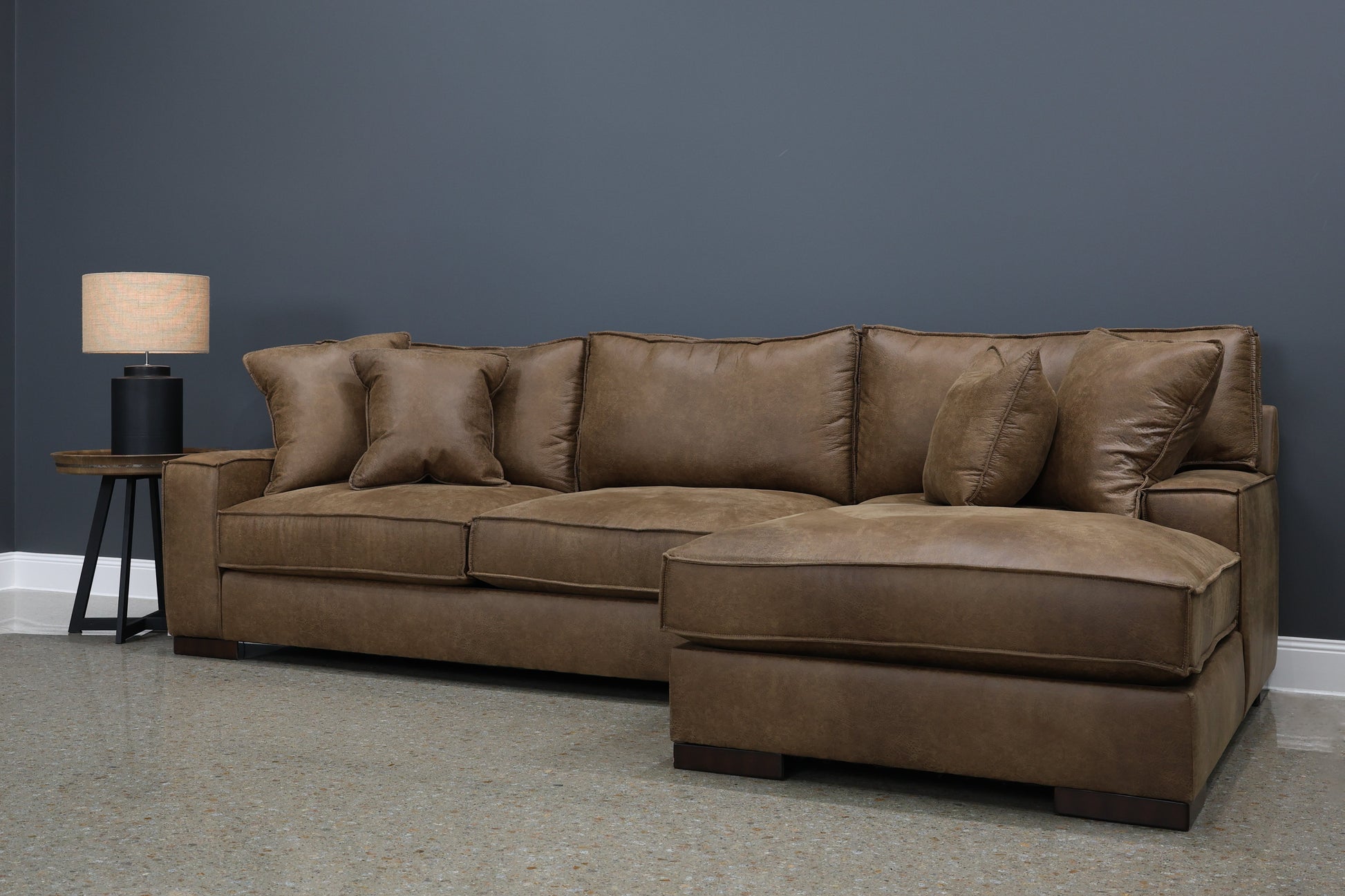 Gembrook RHF Sofa Chaise - Tan Leather Air