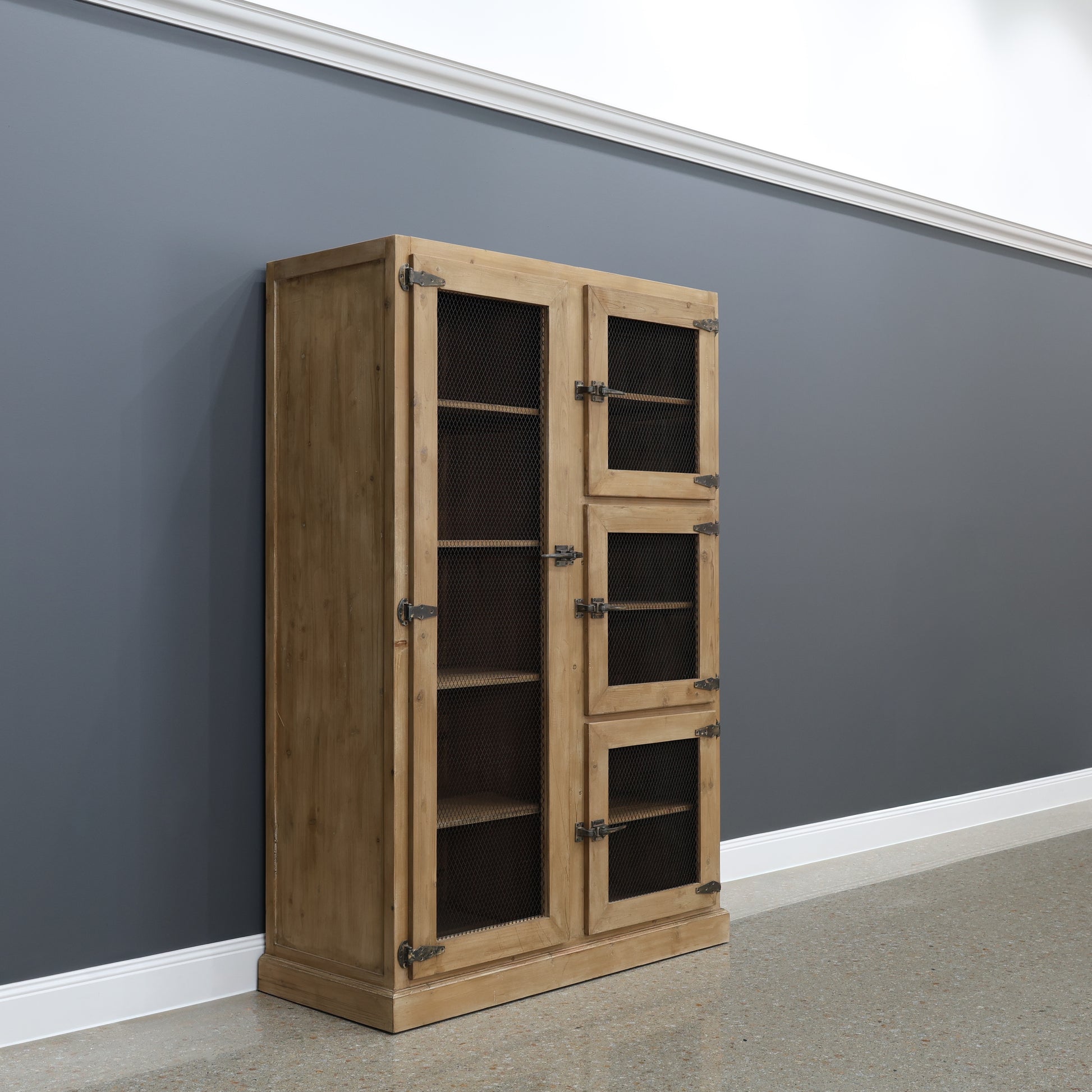 Henty Cabinet