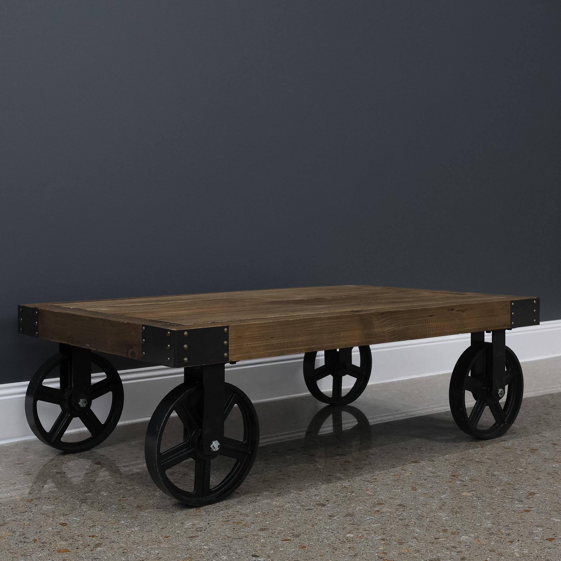Hagrid Coffee Table w/ 4 Wheels
