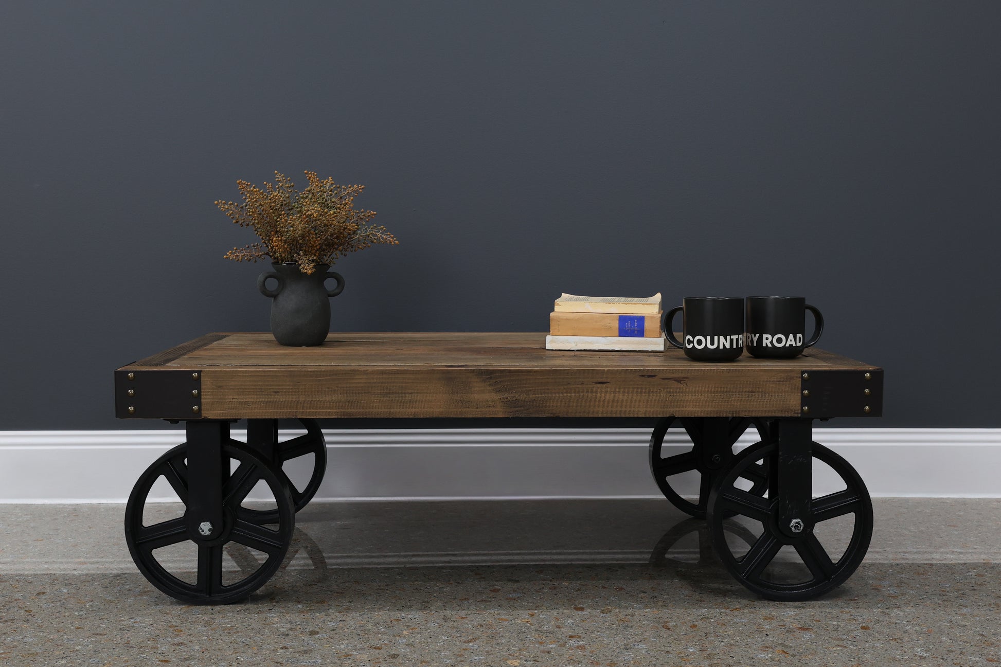Hagrid Coffee Table w/ 4 Wheels