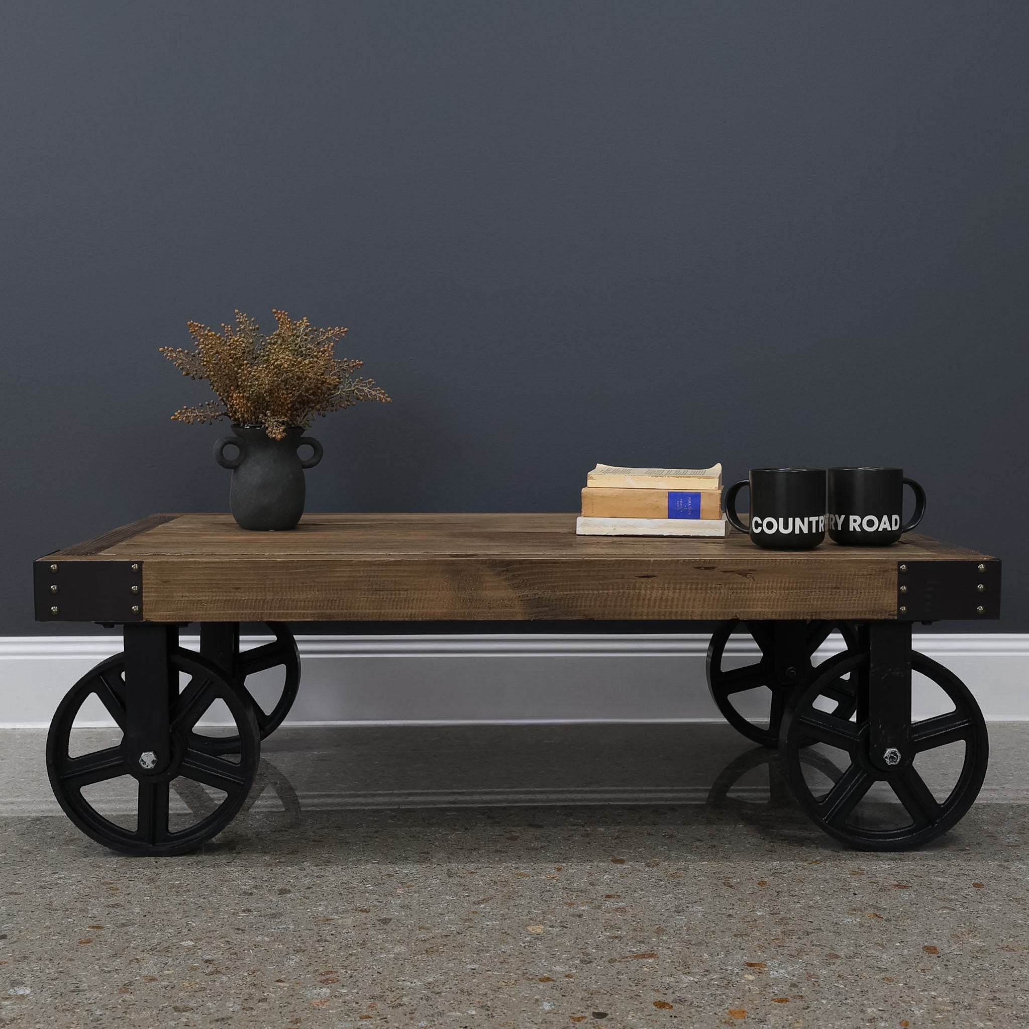Hagrid Coffee Table w/ 4 Wheels