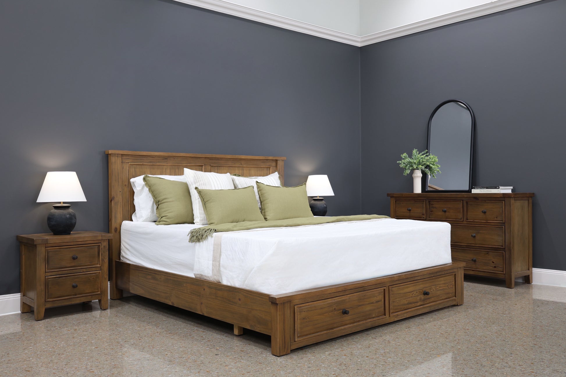 Leura Bed w/ Storage Single