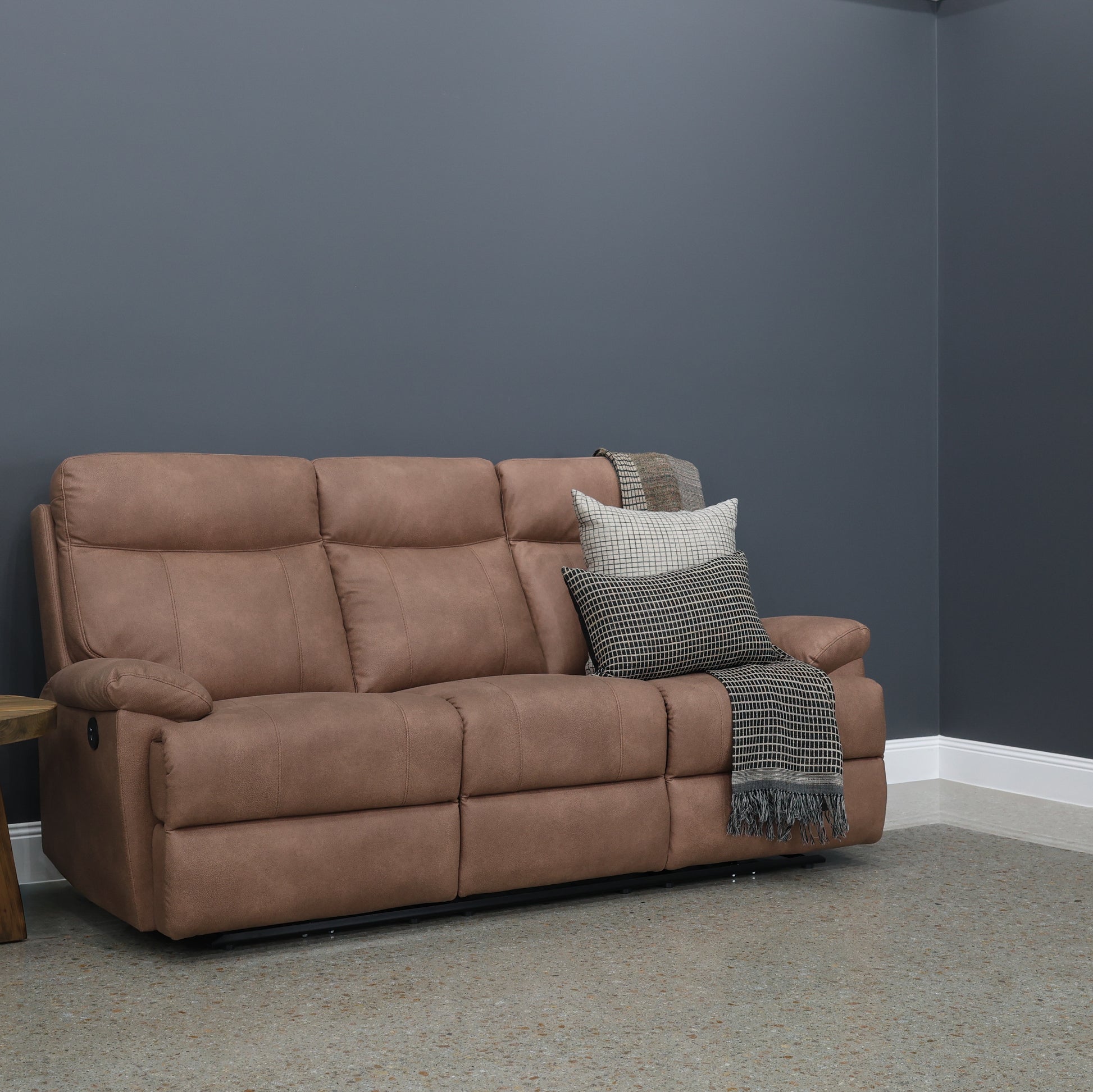 Seymour Electric Sofa - Chestnut Leather Air