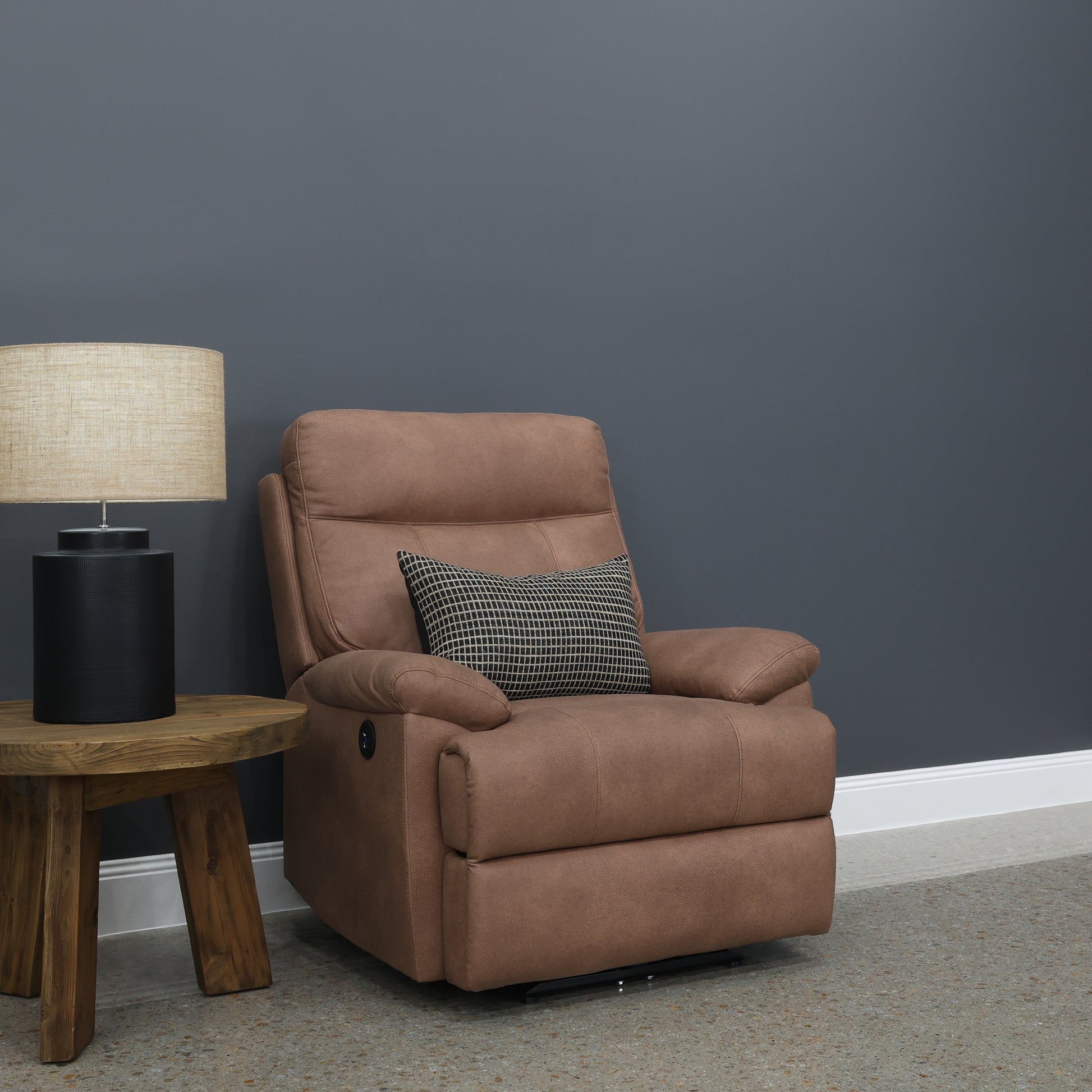 Seymour Electric Recliner - Chestnut Leather Air