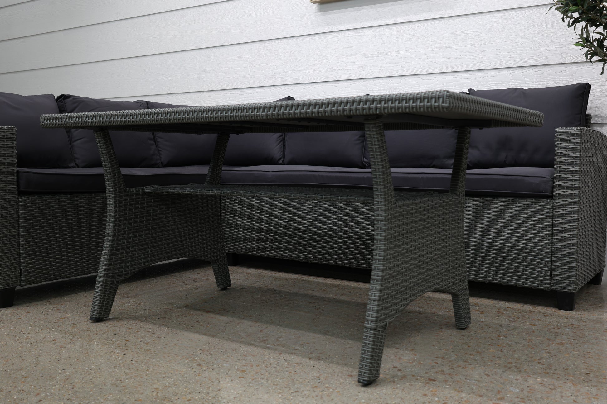 Taree Corner Lounge Set