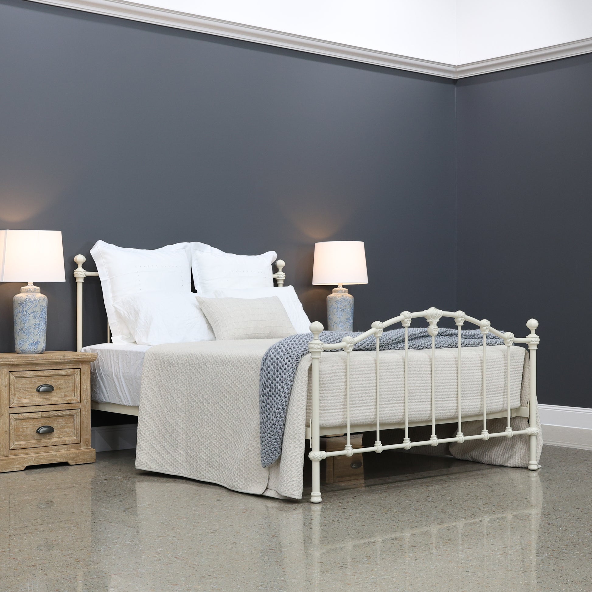 Claremont Bed - Antique White