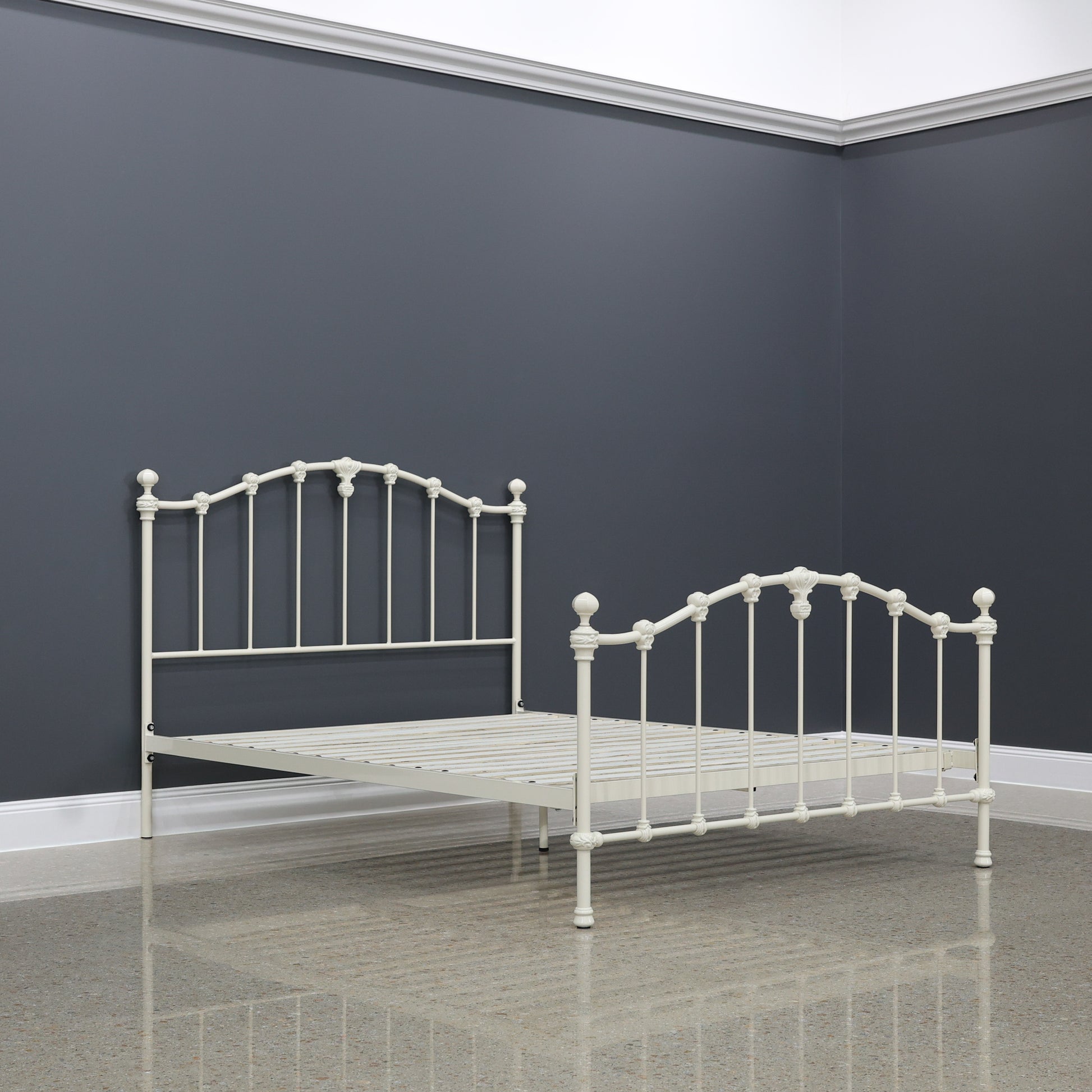 Claremont Bed - Antique White