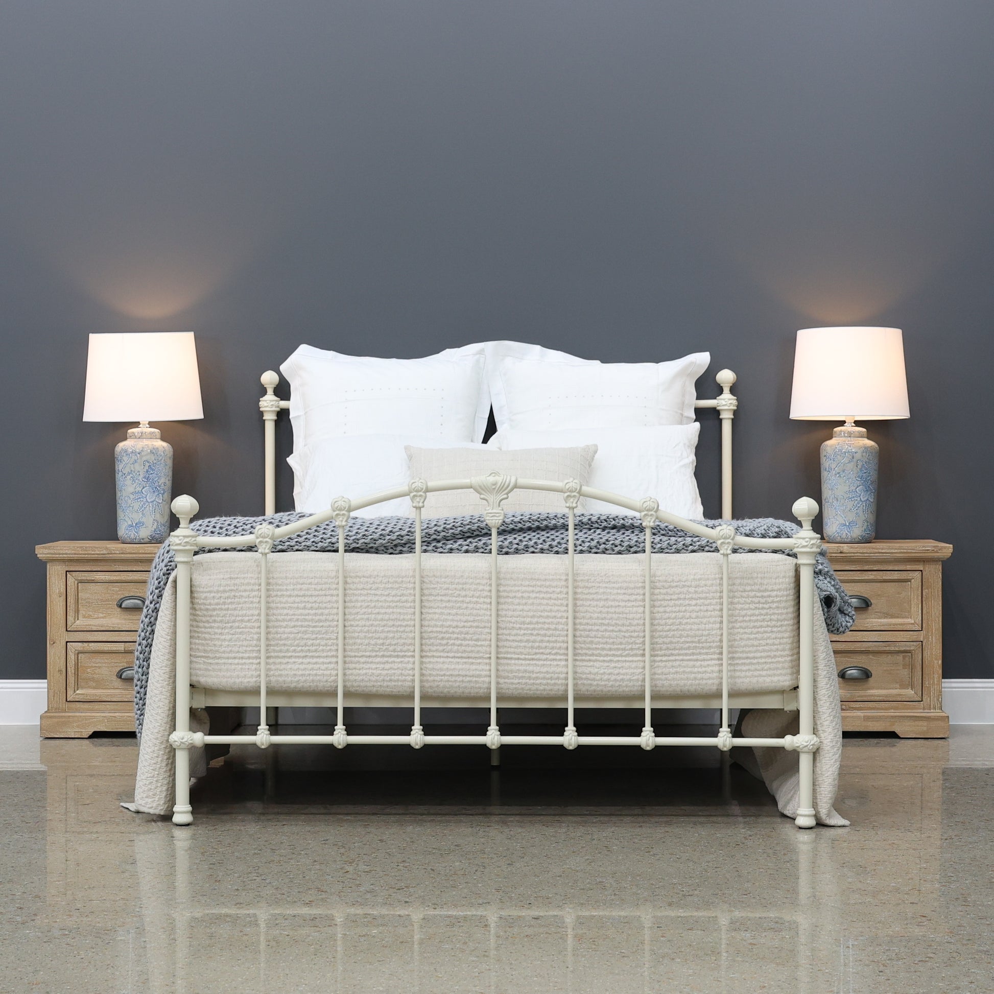 Claremont Bed - Antique White
