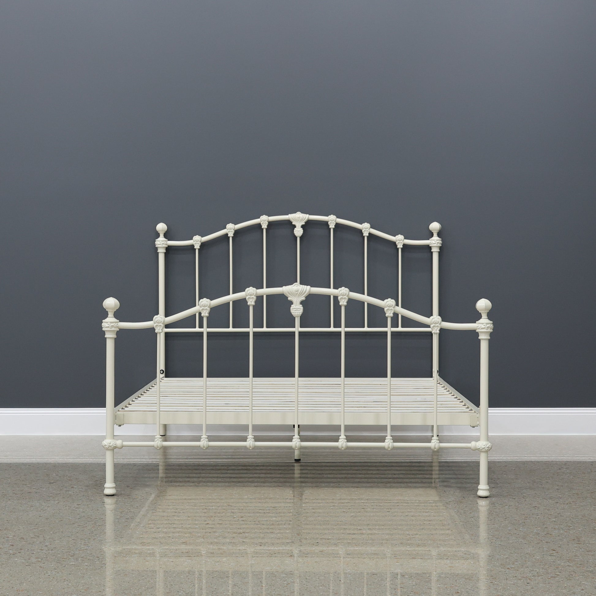 Claremont Bed - Antique White